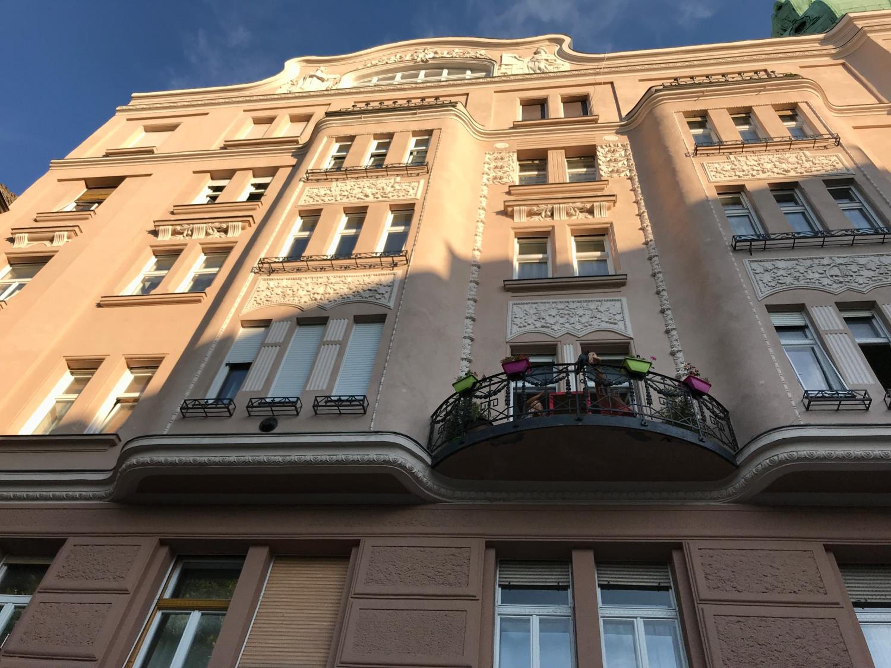 Bakáts Square Premium Apartment with AC view 3