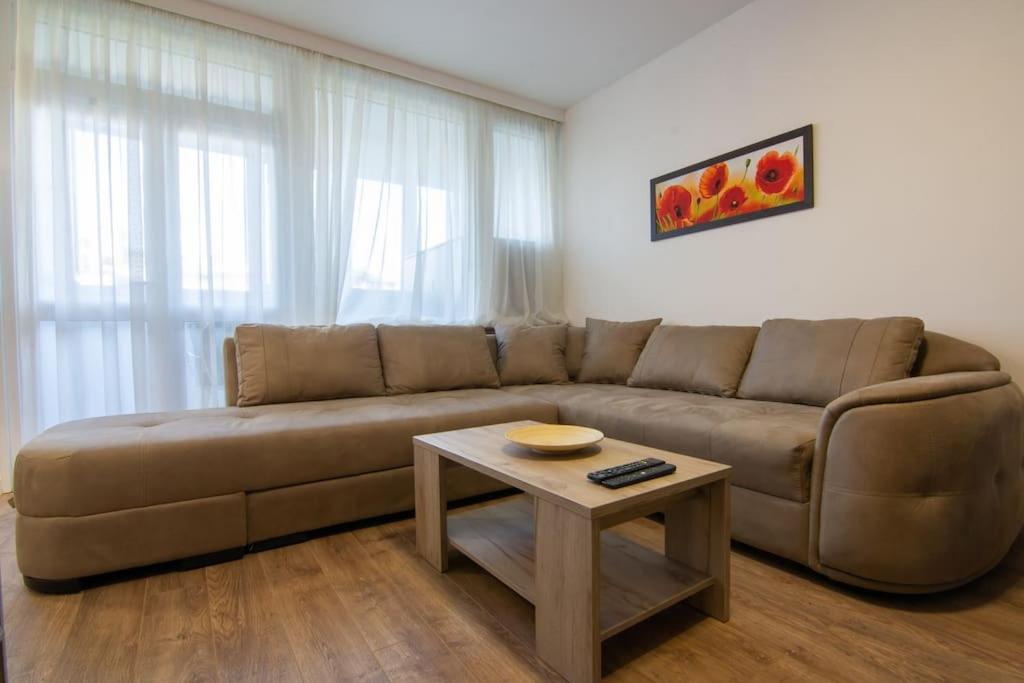 Sava centar-Arena, apartman EMA view 4