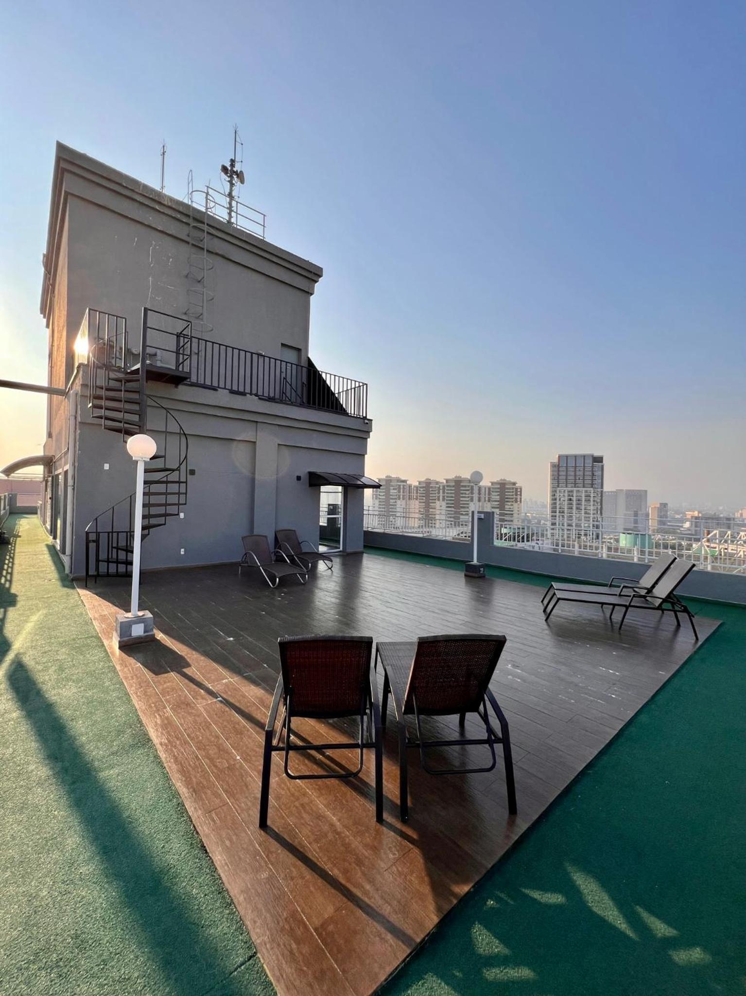 UNU 1006 Allianz: Piscina, Academia, Restaurante +