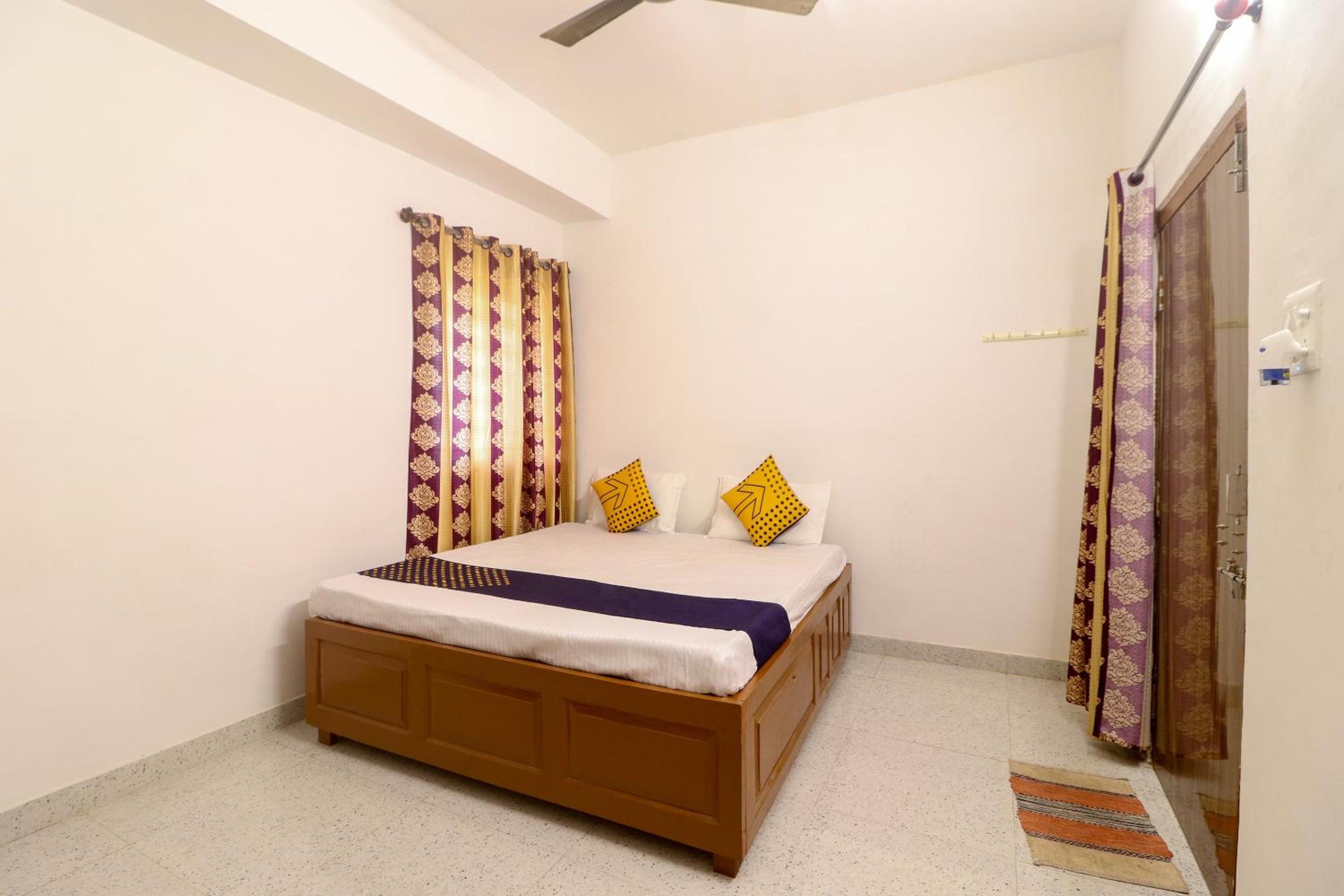 SPOT ON Hotel Om Kanha view 2