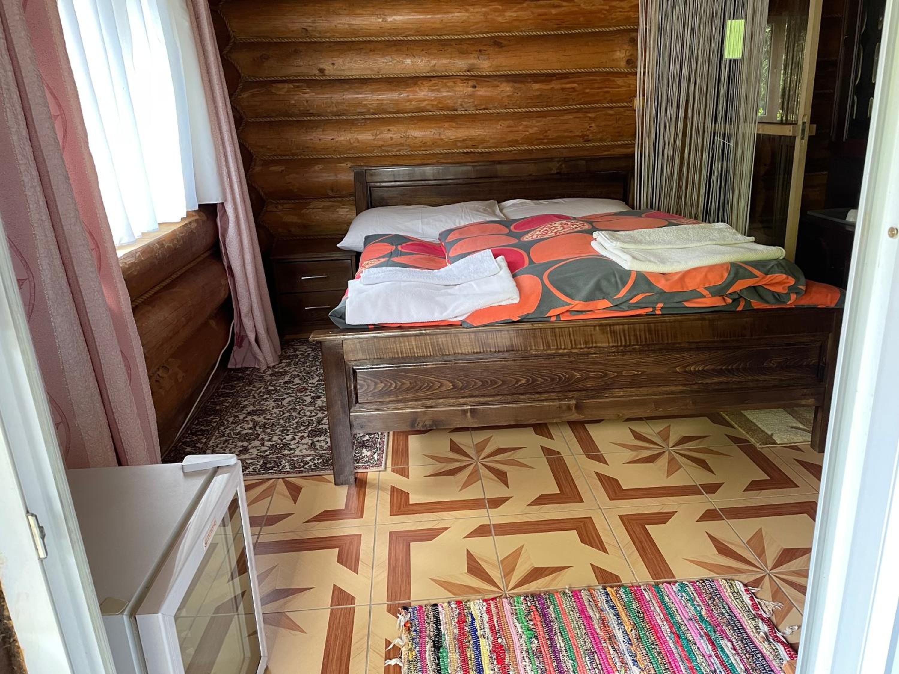 Photo 12