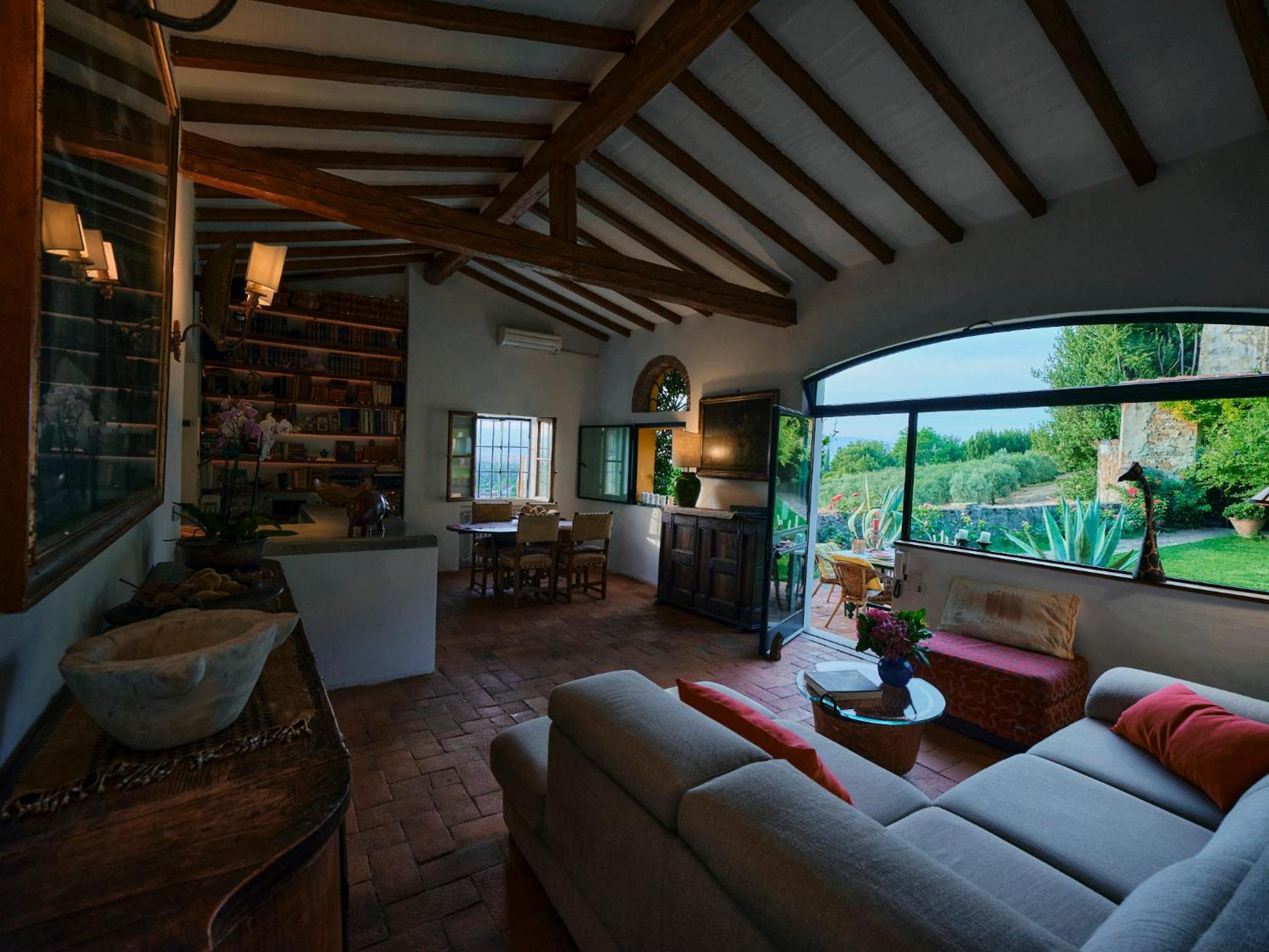 Charming cottage only for you, a hidden gem 10mn walk to historic center, stunning view