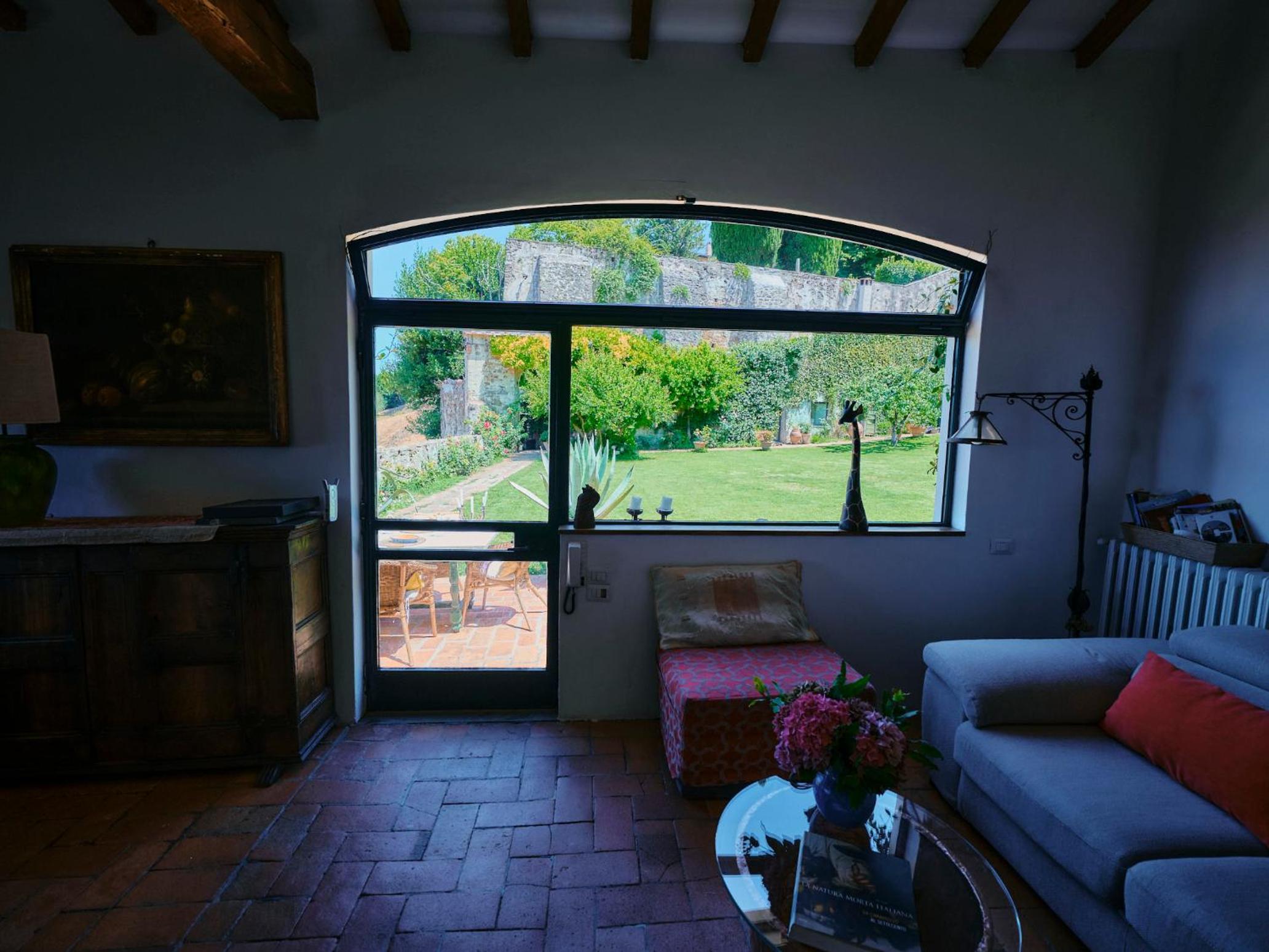 Charming cottage only for you, a hidden gem 10mn walk to historic center, stunning view