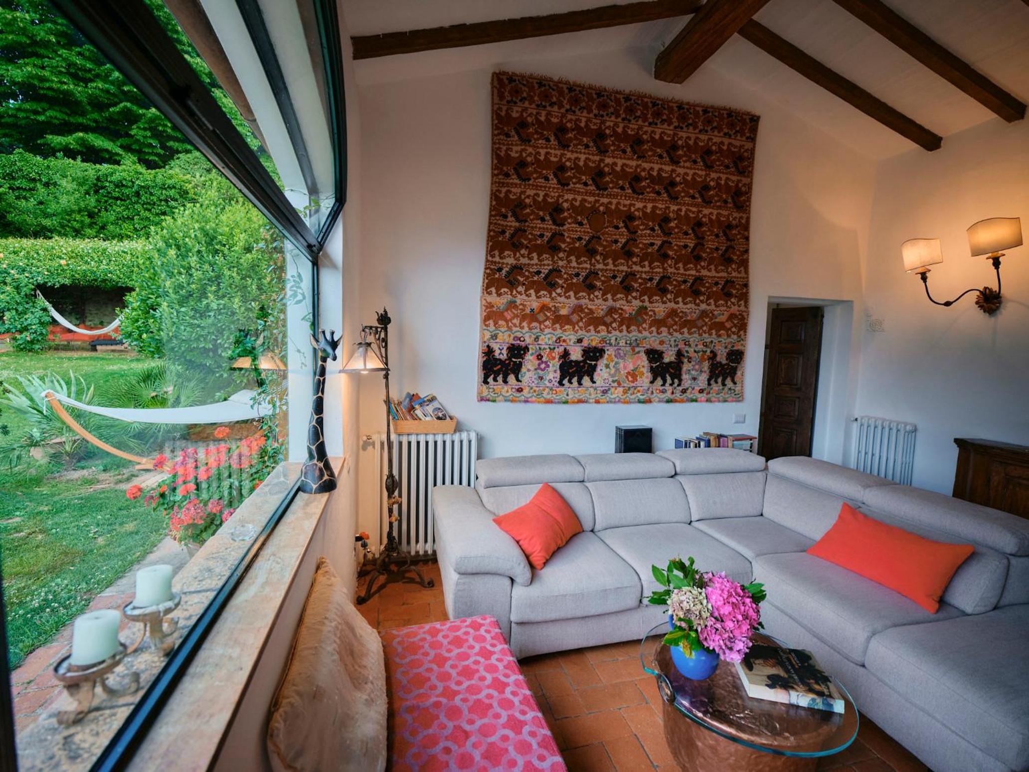 Charming cottage only for you, a hidden gem 10mn walk to historic center, stunning view