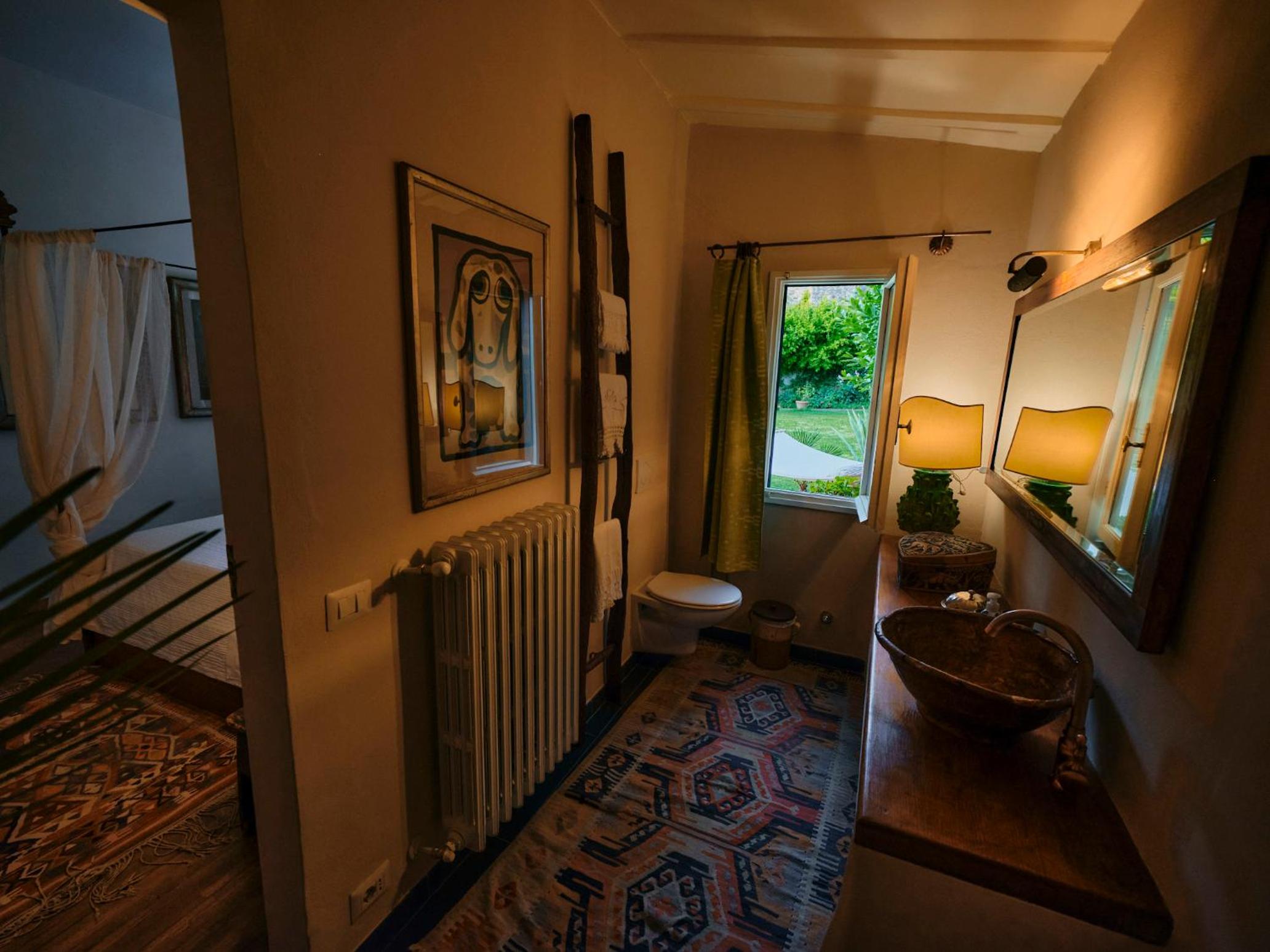 Charming cottage only for you, a hidden gem 10mn walk to historic center, stunning view