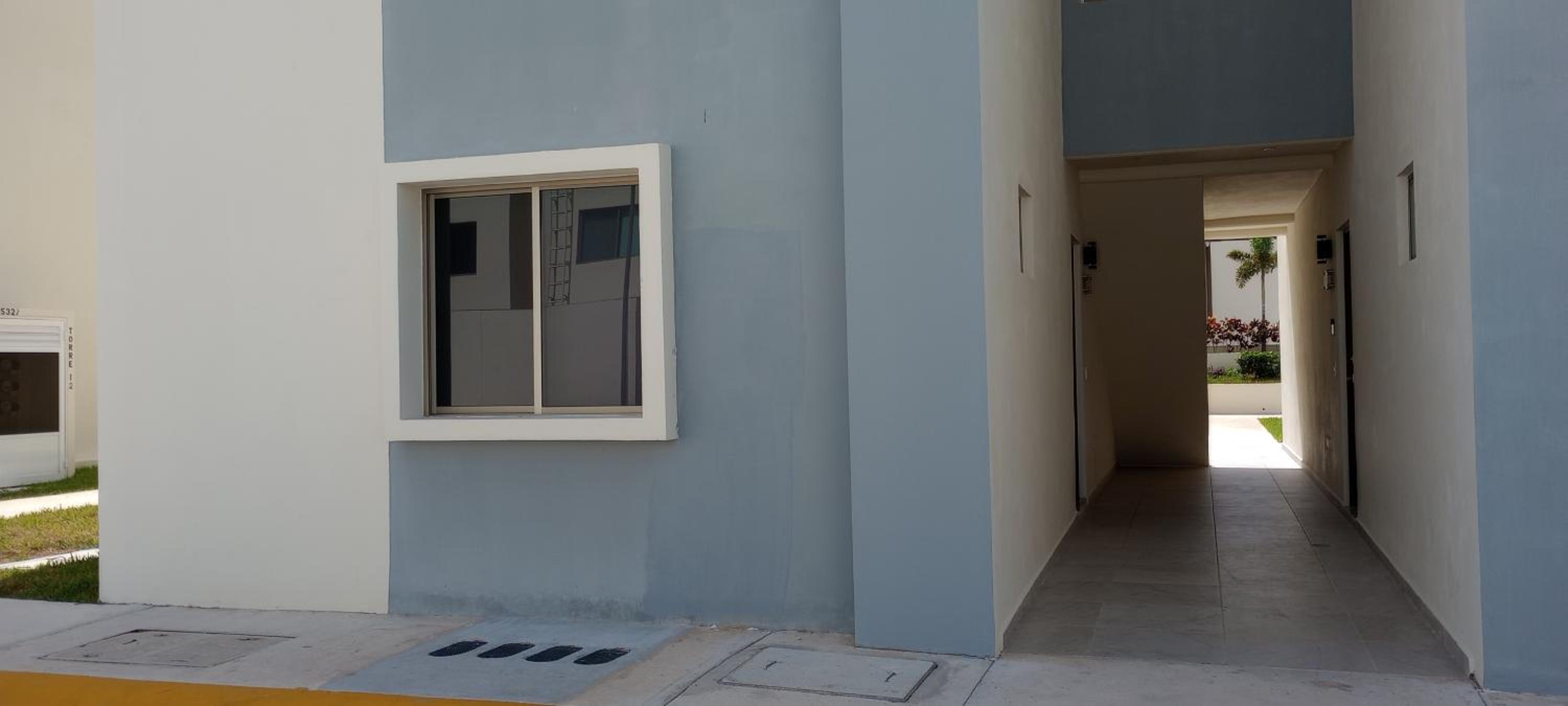 Hotel Excellent 2 bedroom condo with pool! - Image 1