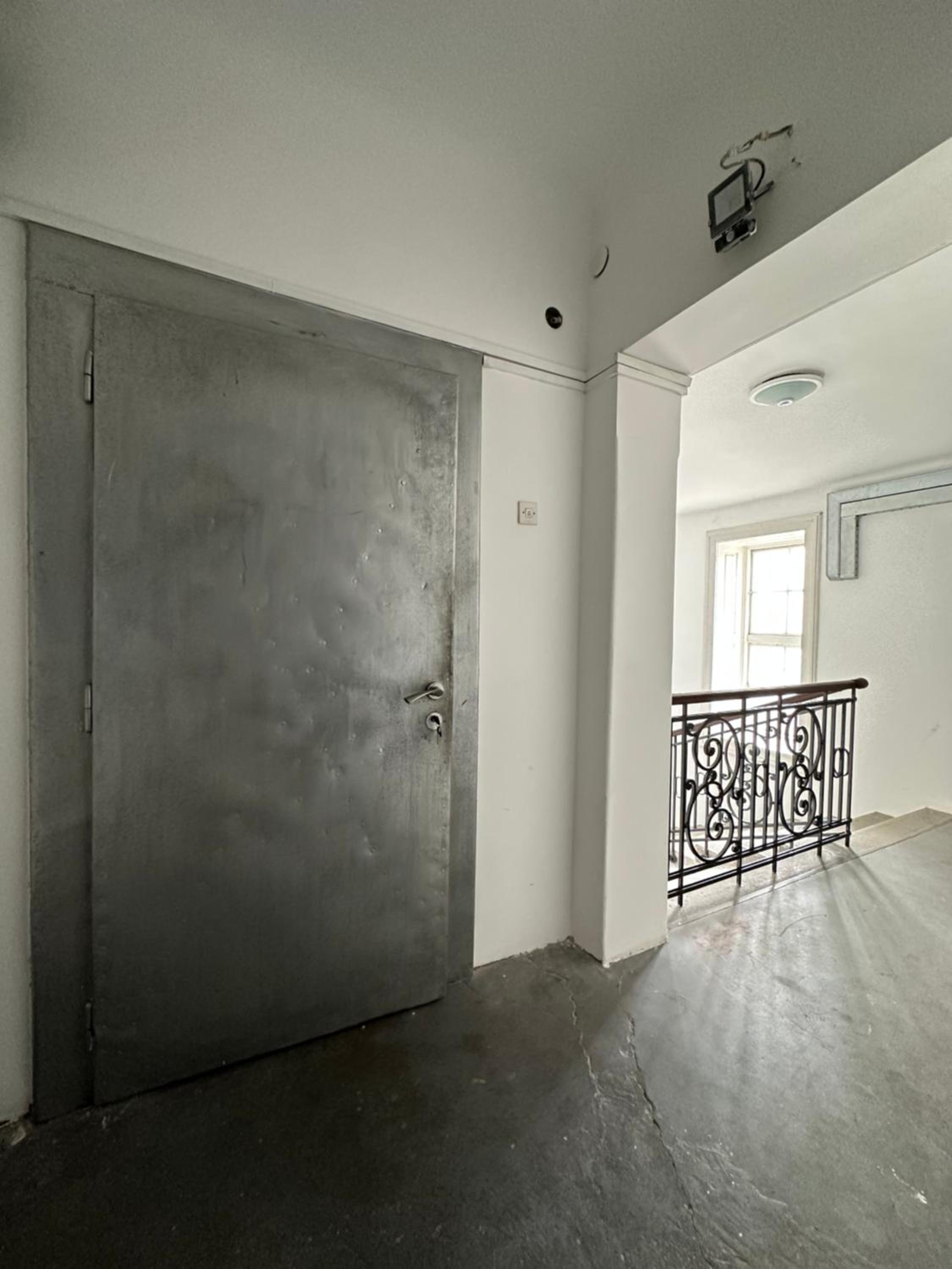 Apartment Hideaway