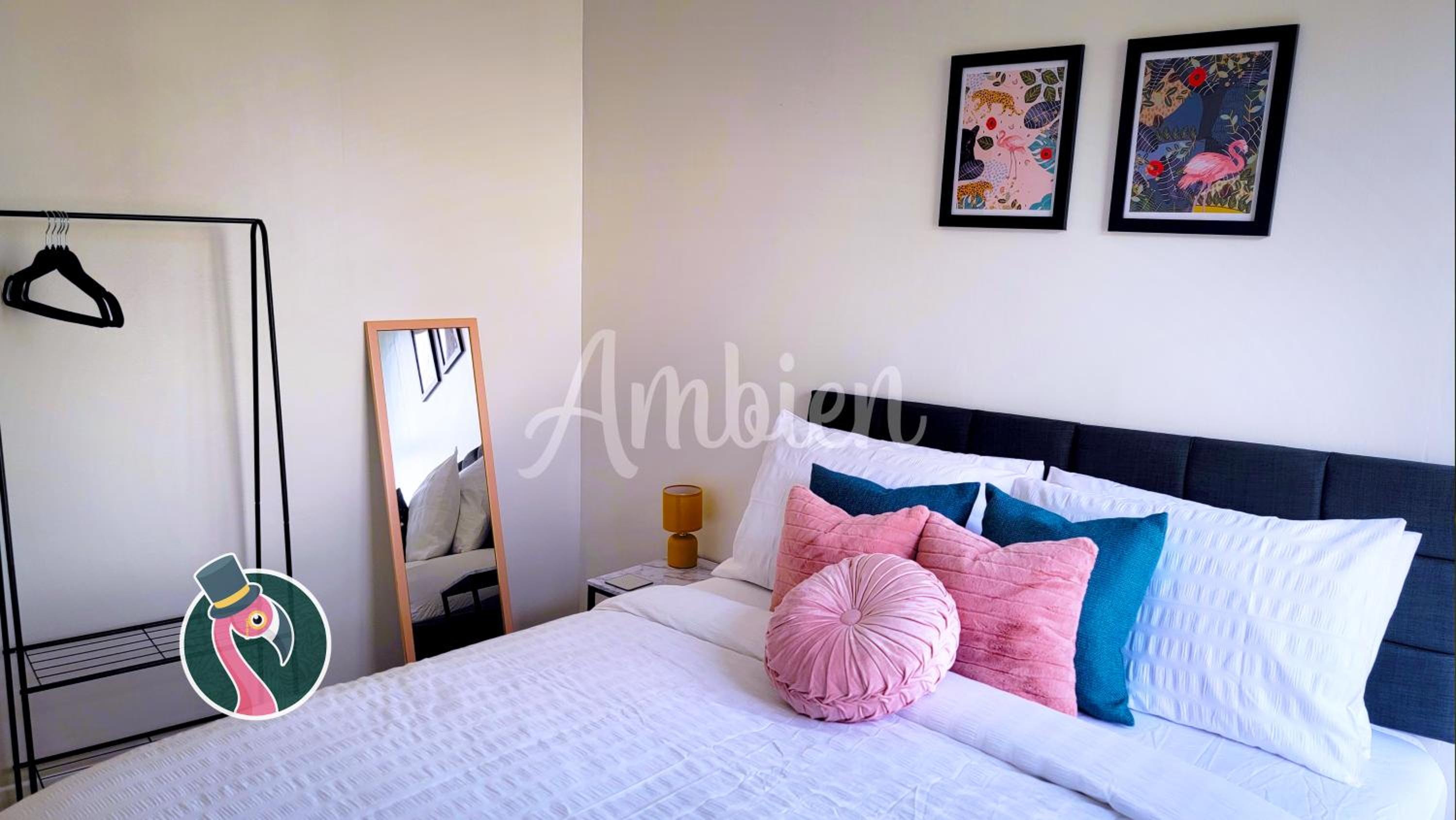 Quirky 2-5 Bed Isle of Wight Beach Escape! Pet Friendly & Ferry Deals #FlamingoTides Shanklin, IOW view 5