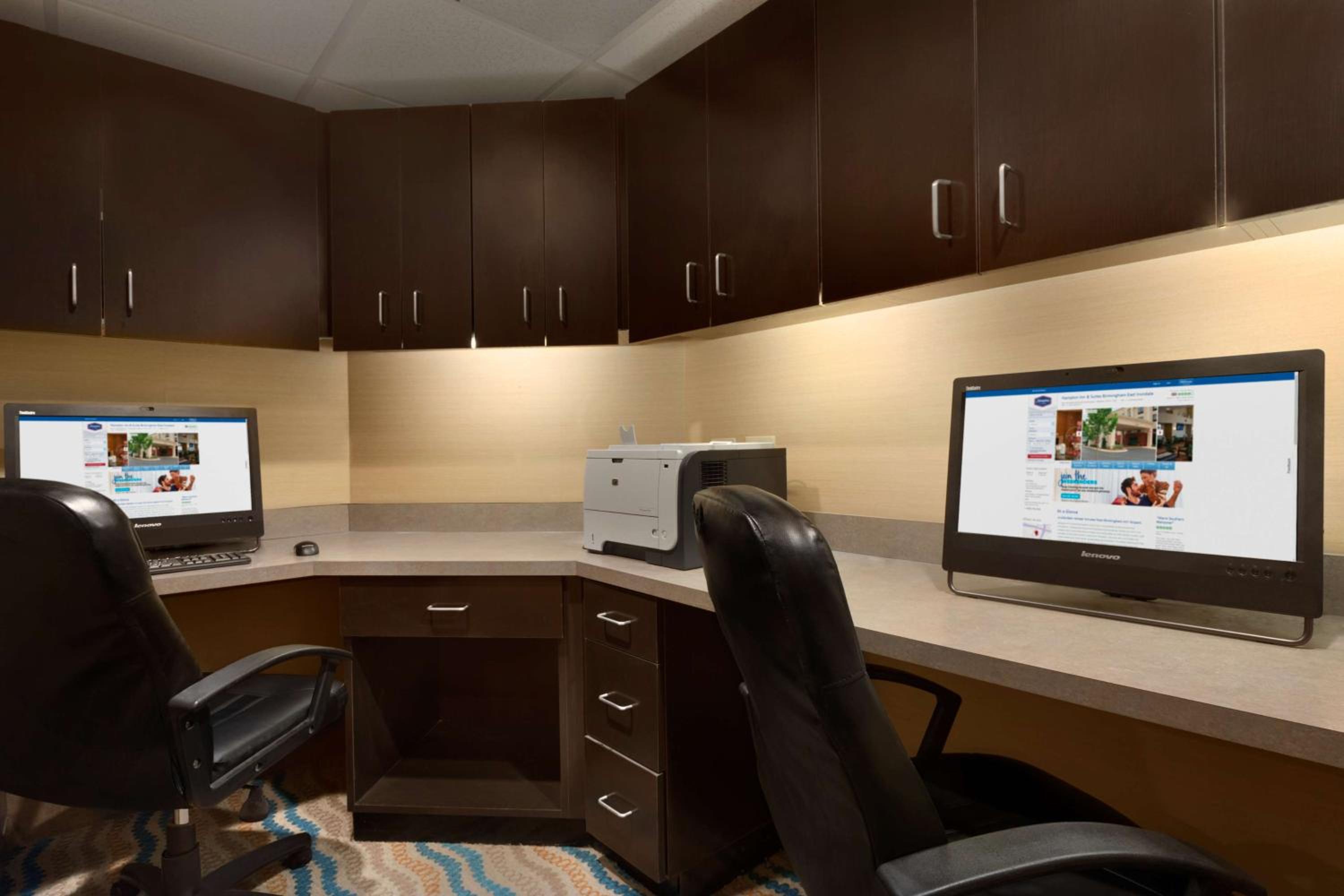 Birmingham Vacations - Hampton Inn  Suites Birmingham Airport Area - Property Image 2