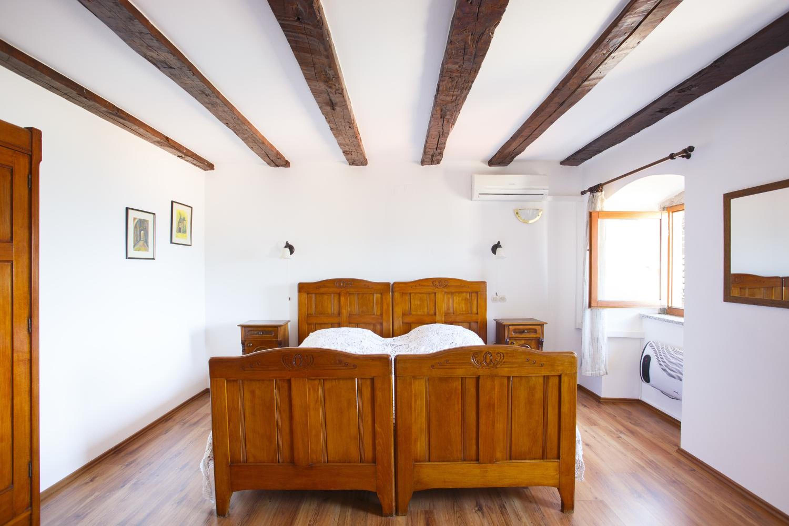 Apartments Villa Kastav in Old town center with sea view and parking photo 4