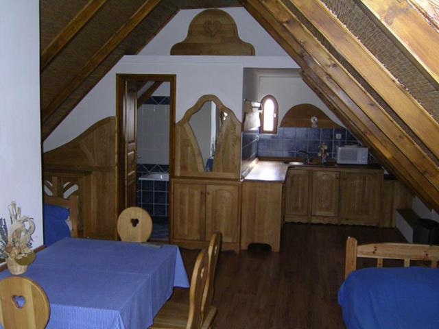 Photo 63