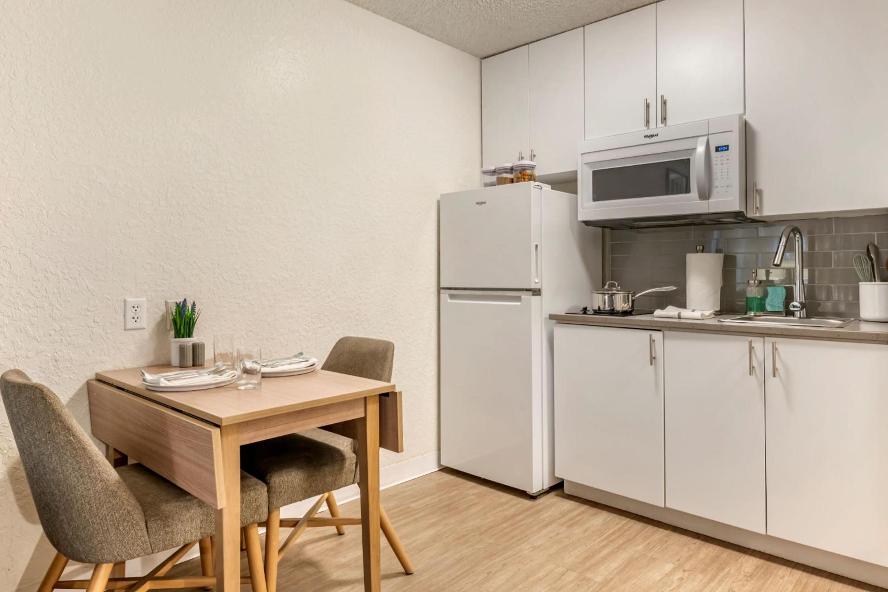 InTown Suites Extended Stay Select Orlando FL - UCF