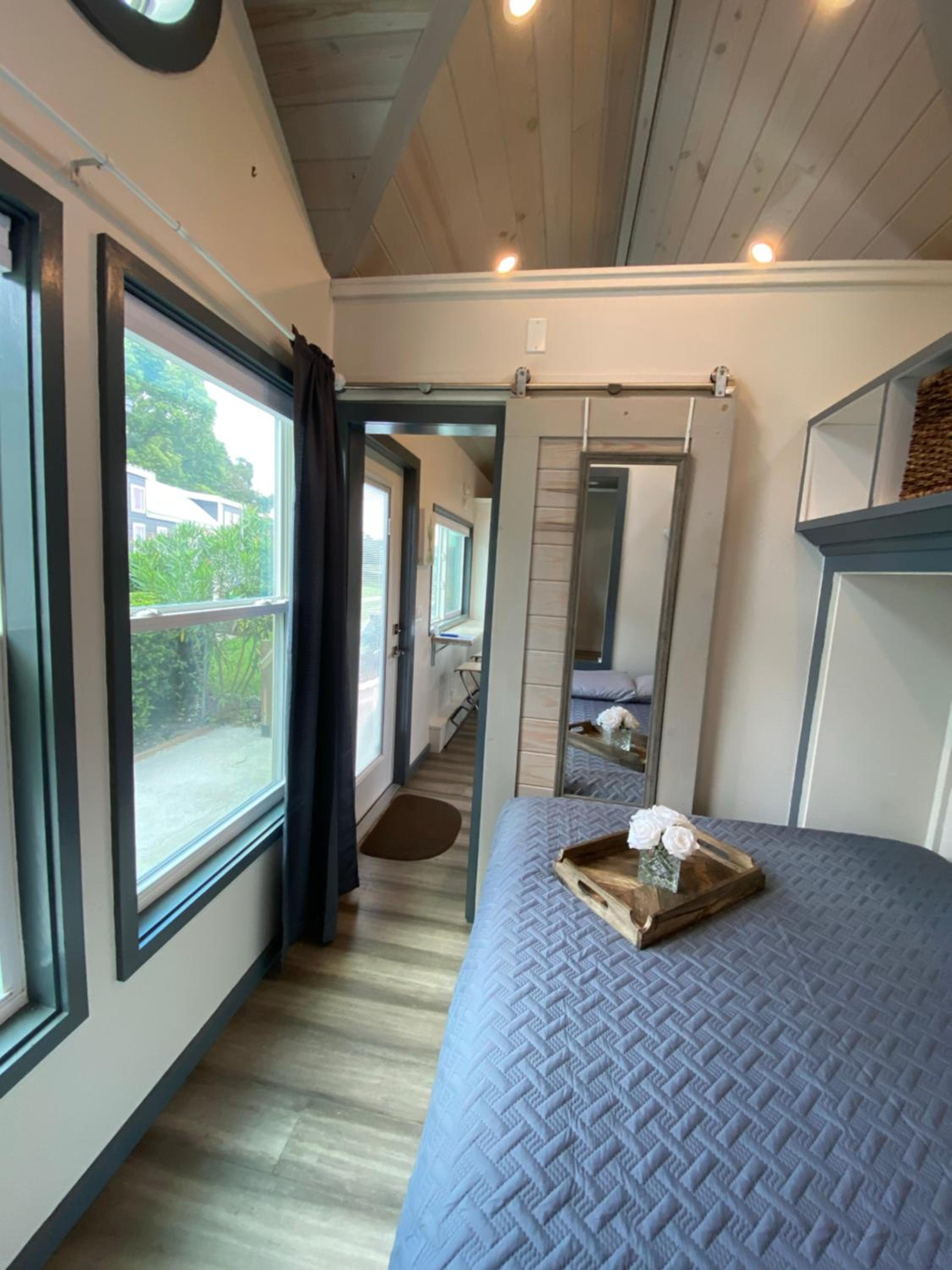 Orlando Lakefront Tiny Houses