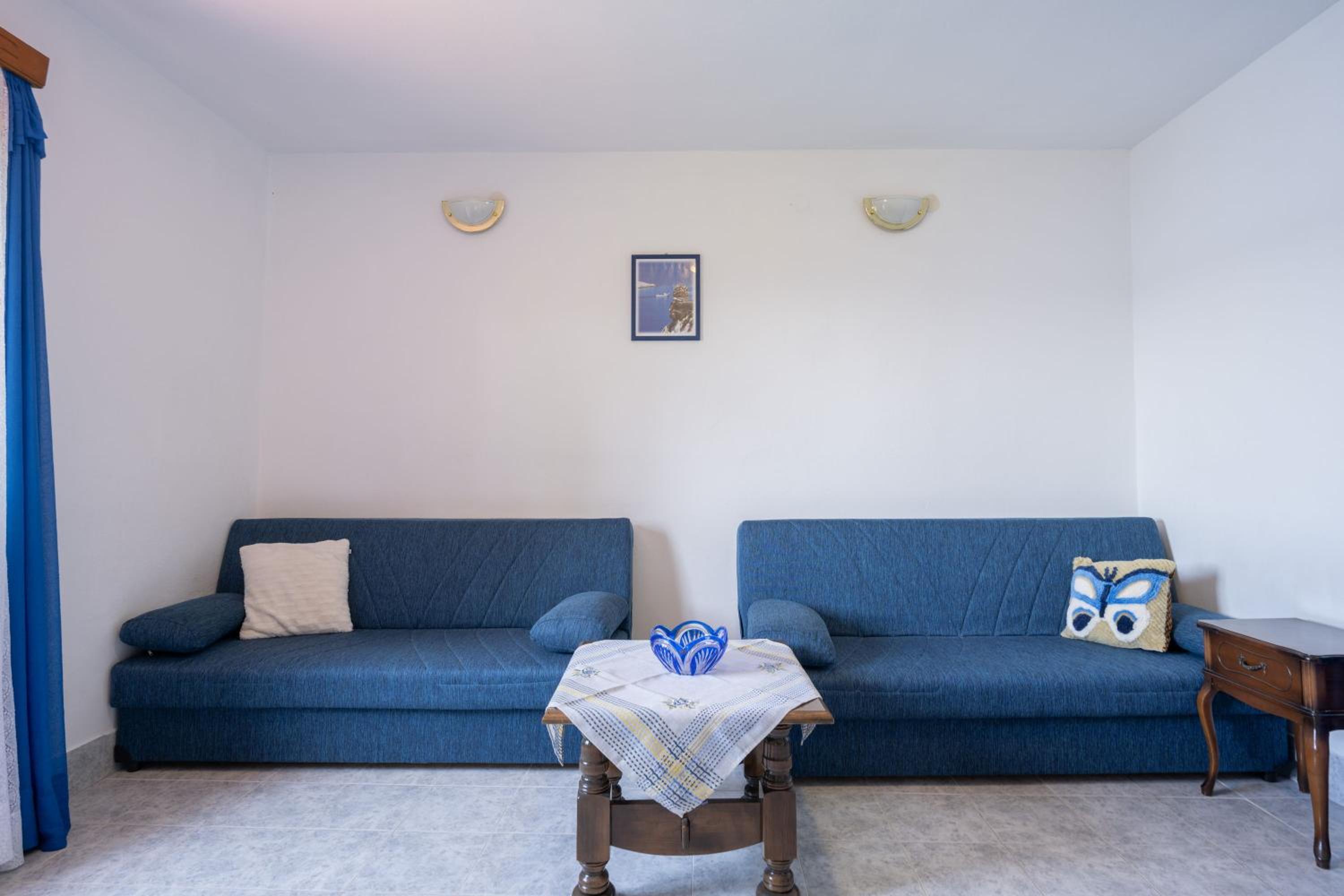 Apartments Ljiljana