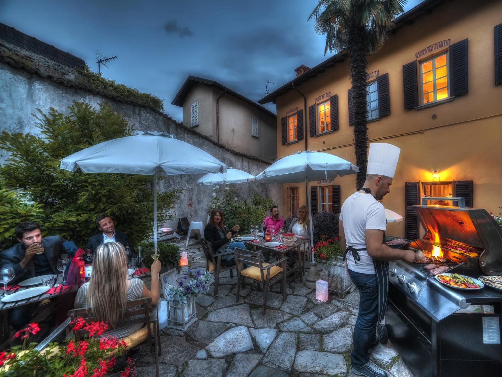 dining