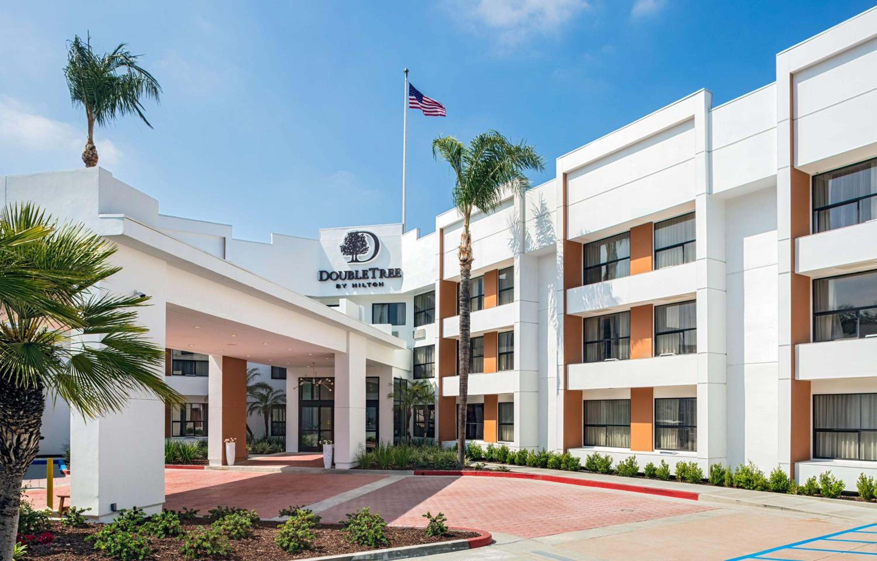 Hotel Doubletree By Hilton Pomona - Image 1