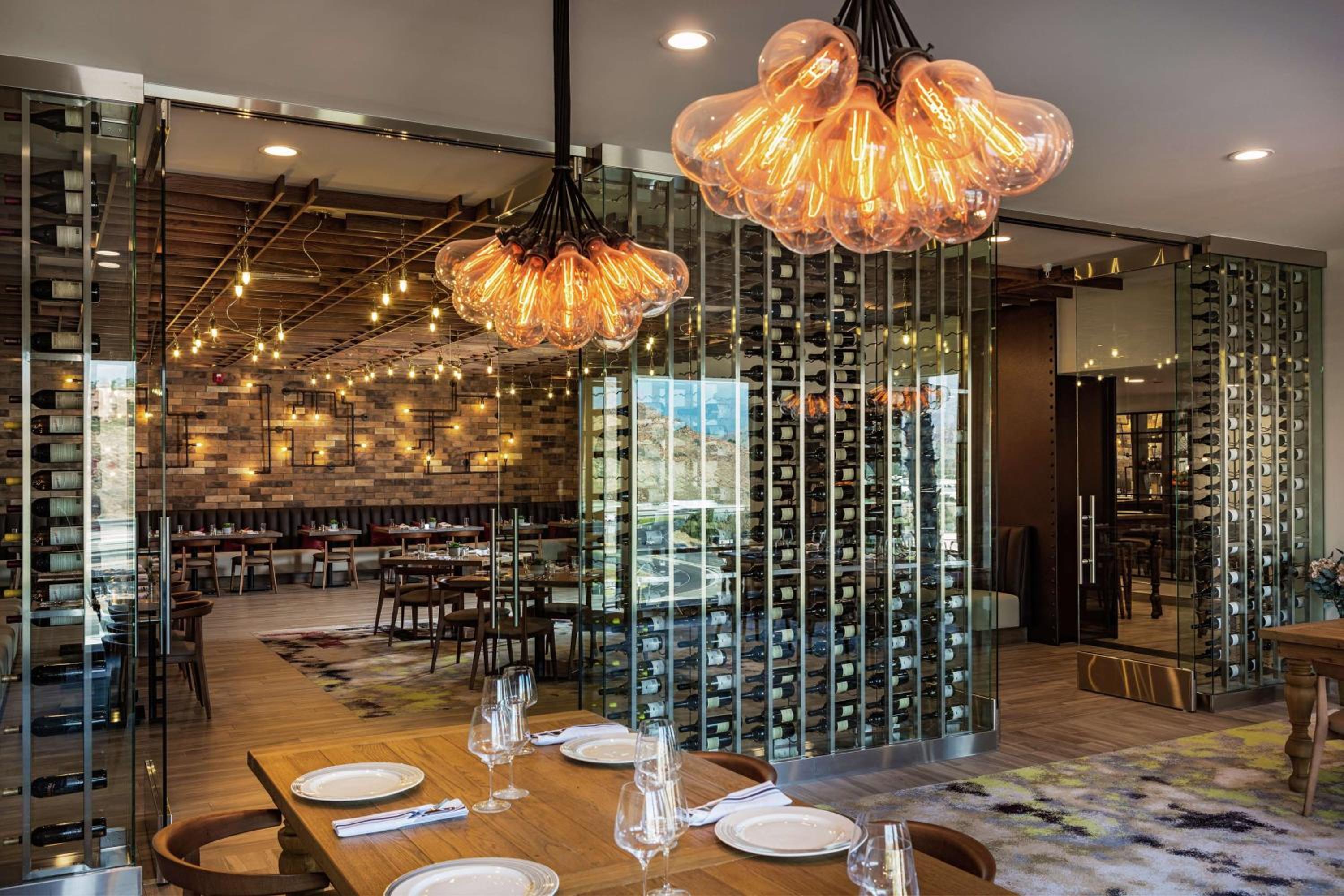 Pomona Vacations - Doubletree By Hilton Pomona - Property Image 24