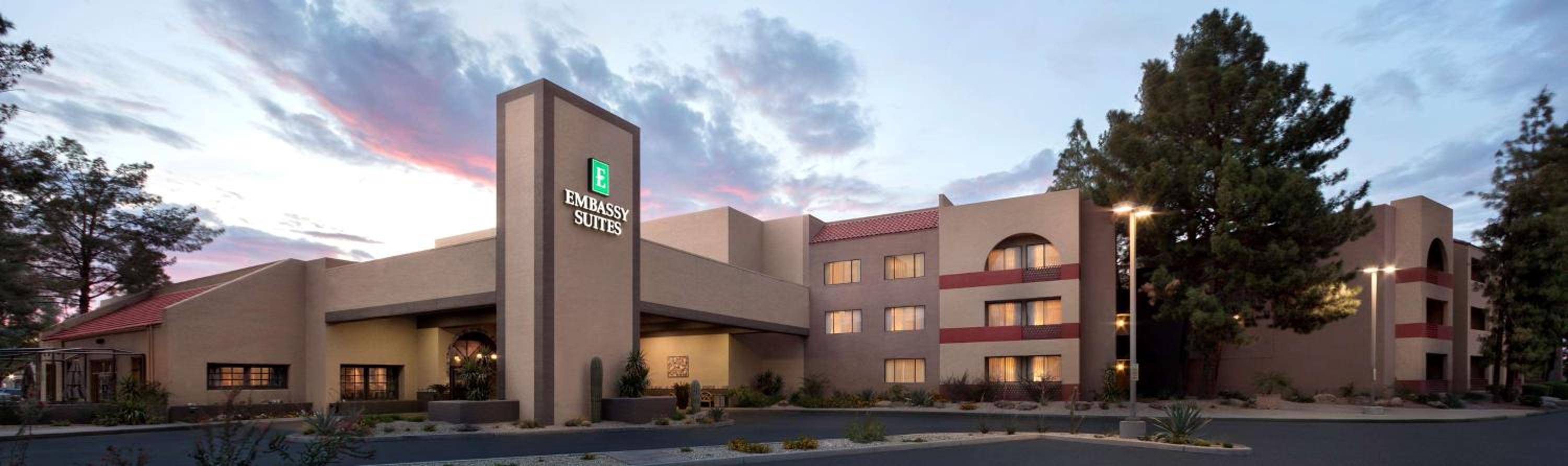 Hotel Embassy Suites by Hilton Phoenix Tempe