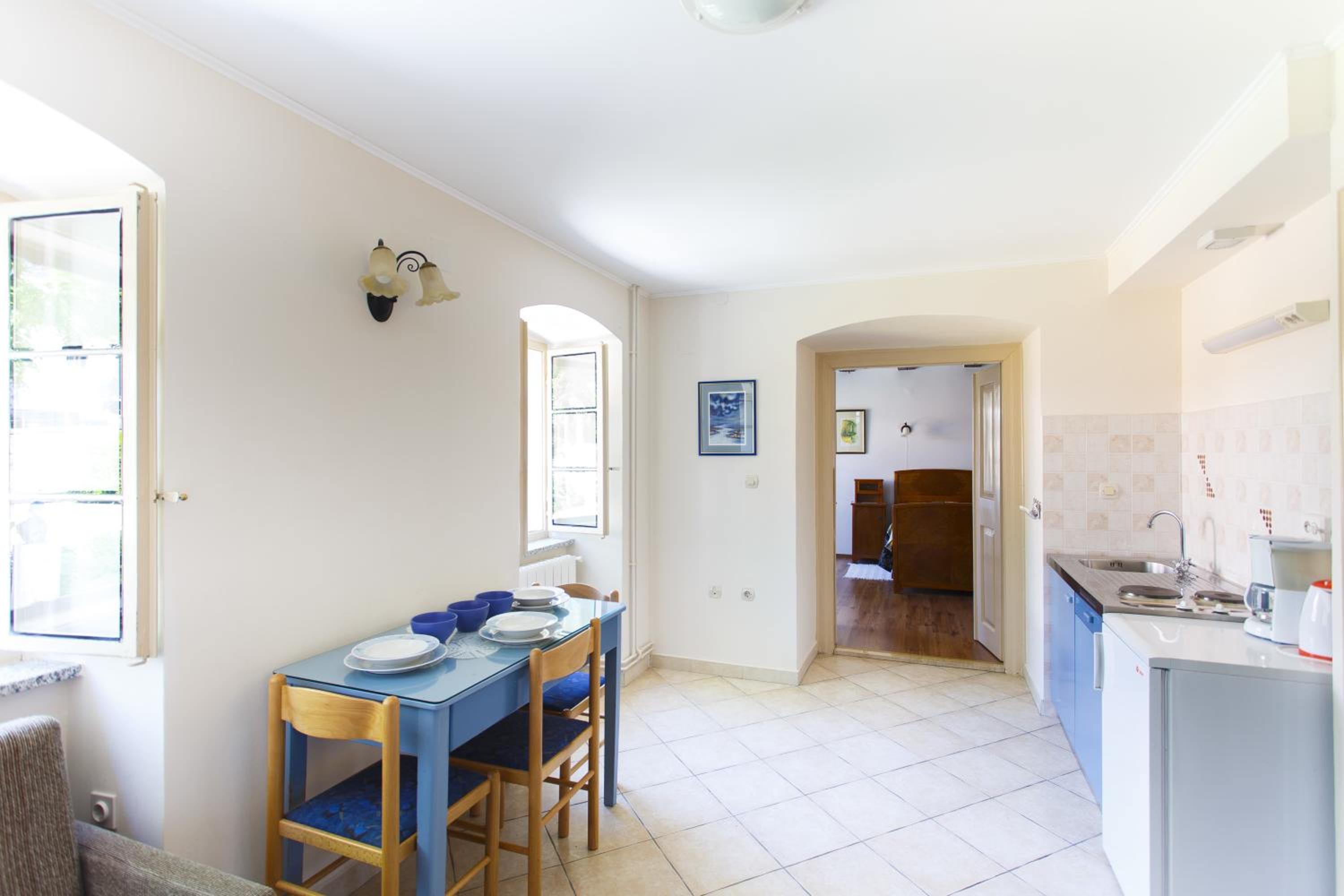 Apartments Villa Kastav in Old town center with sea view and parking