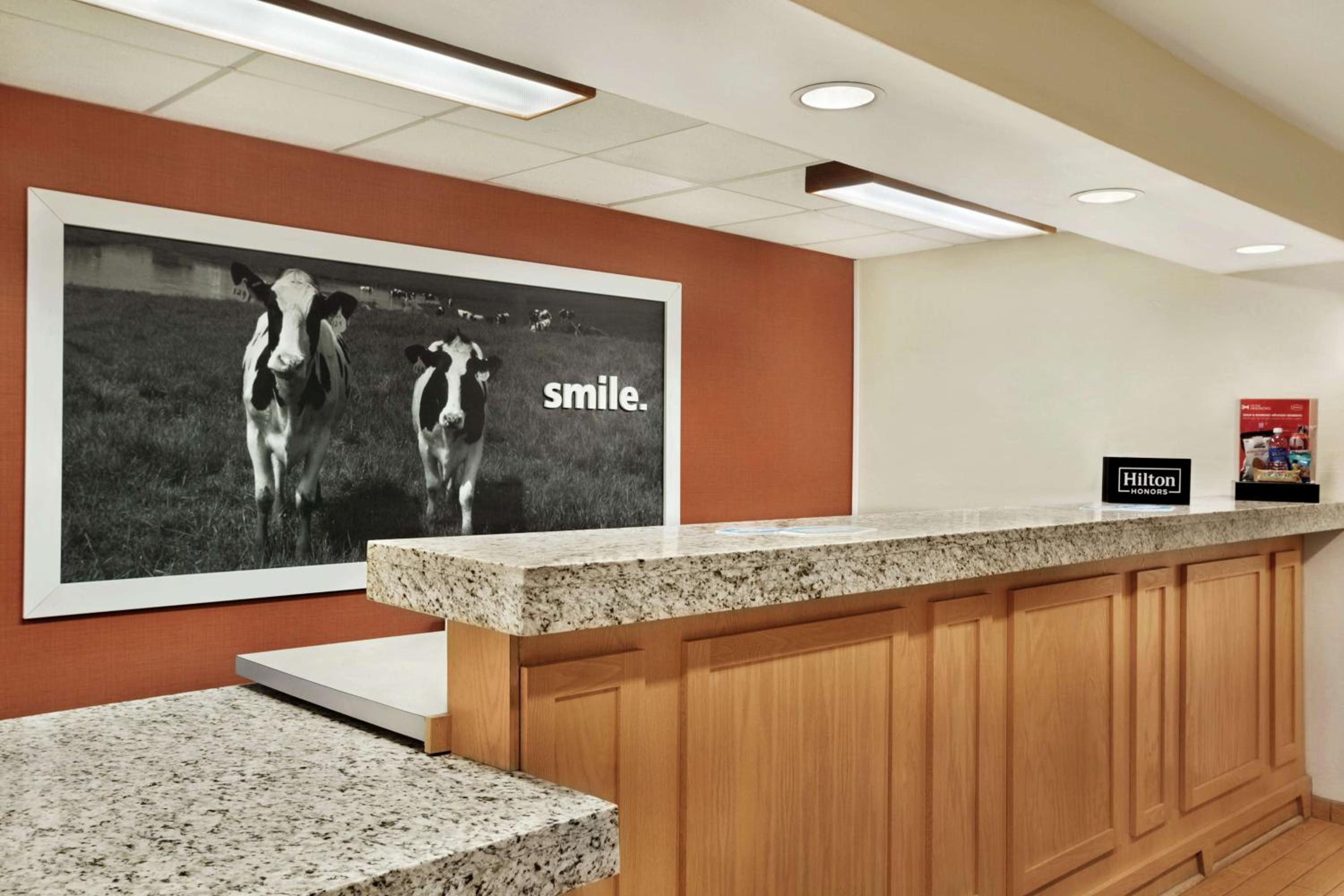 Oklahoma City Vacations - Hampton Inn Shawnee - Property Image 2