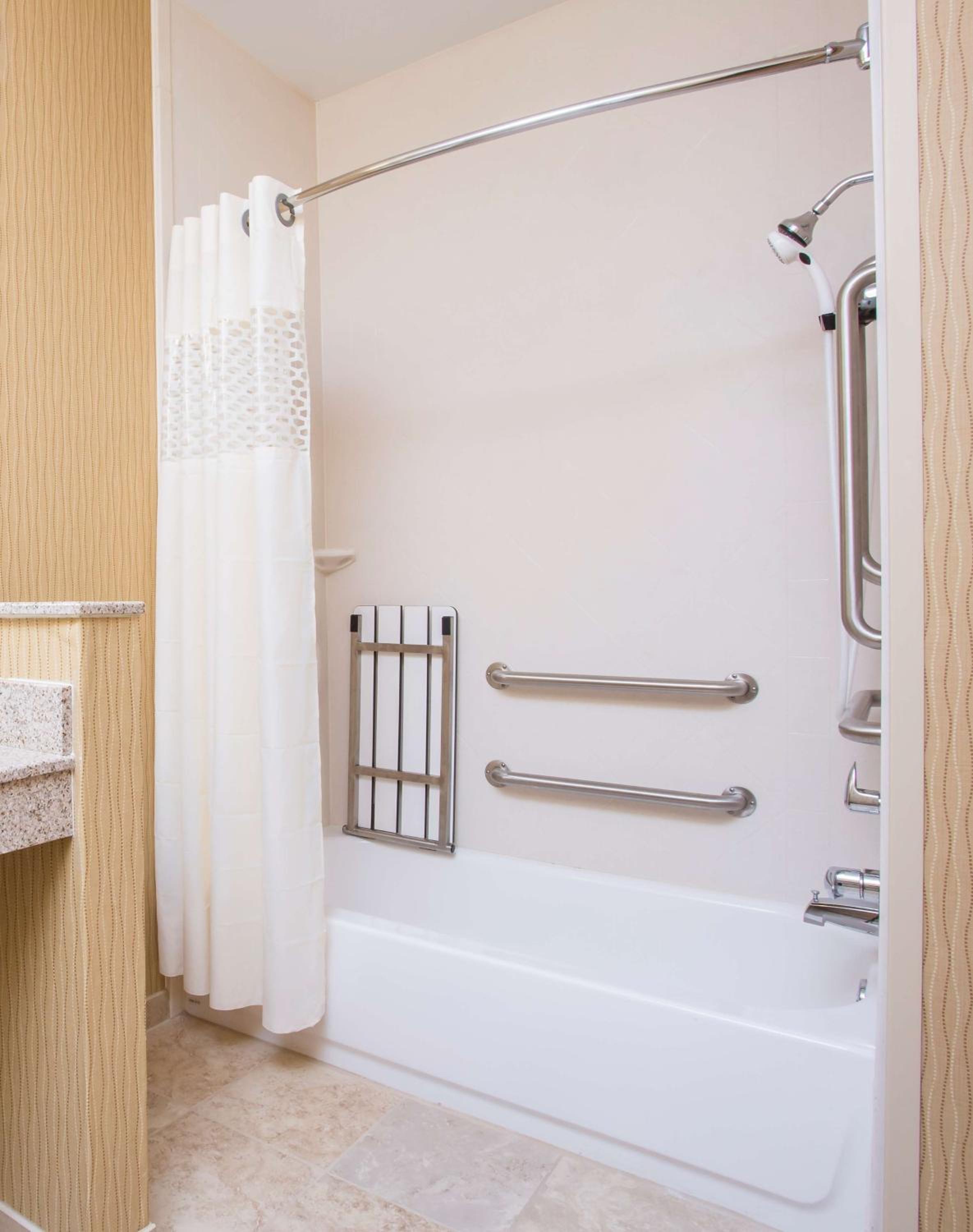 Hampton Inn Shawnee - Property Image 11