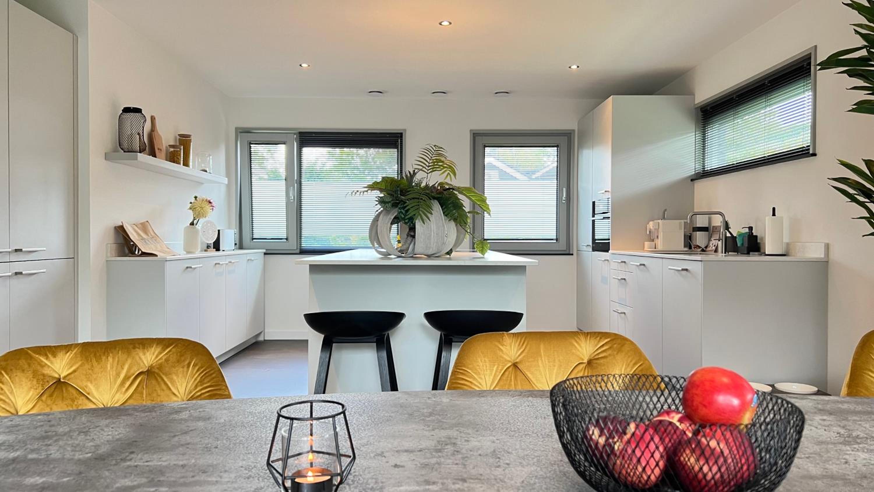 VILLA ARYVE in See-, Strand- und Golfplatznähe inklusive NETFLIX, Bad en Suite und Wohlfühlgarantie view 3