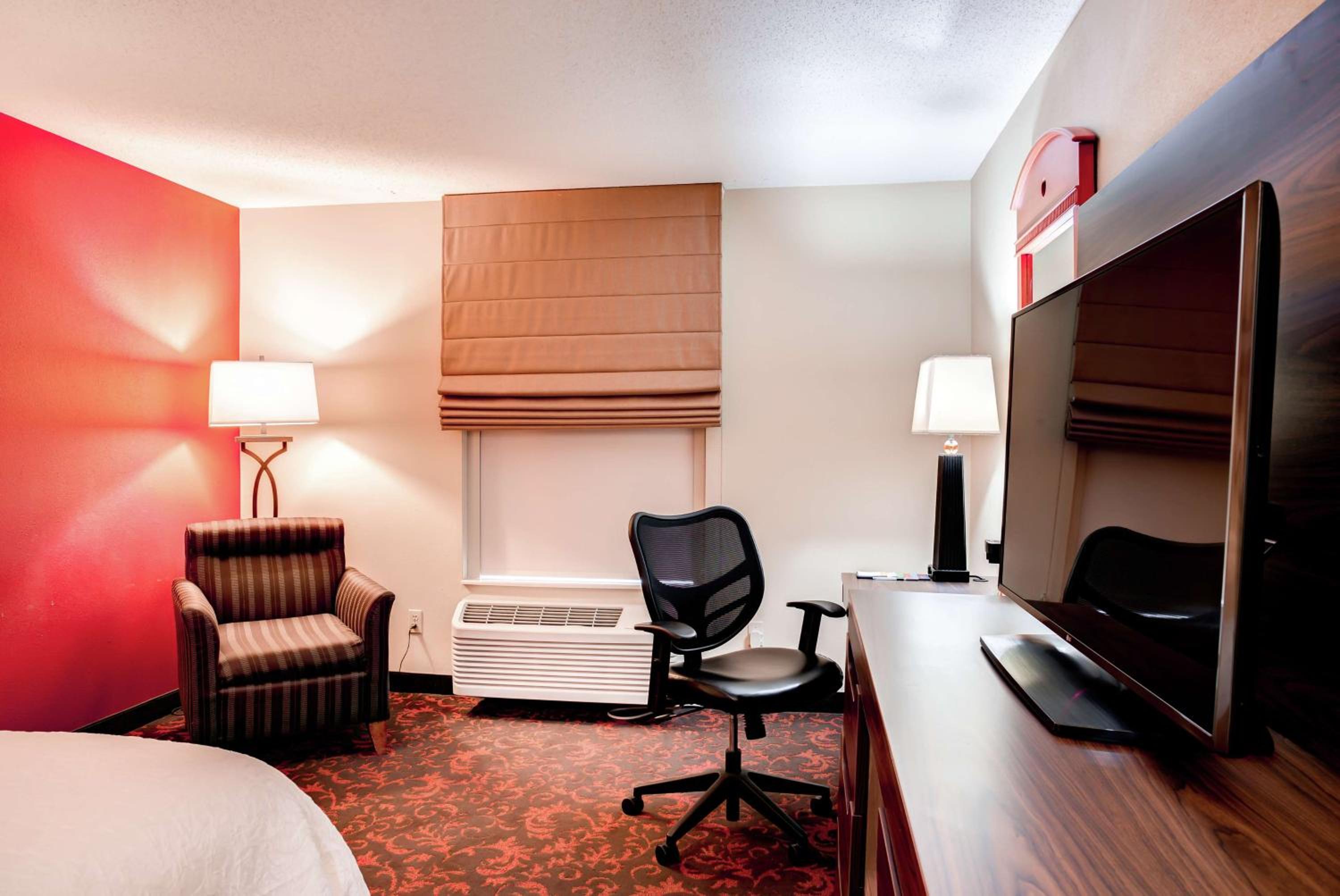 Hampton Inn St. Joseph - Property Image 10