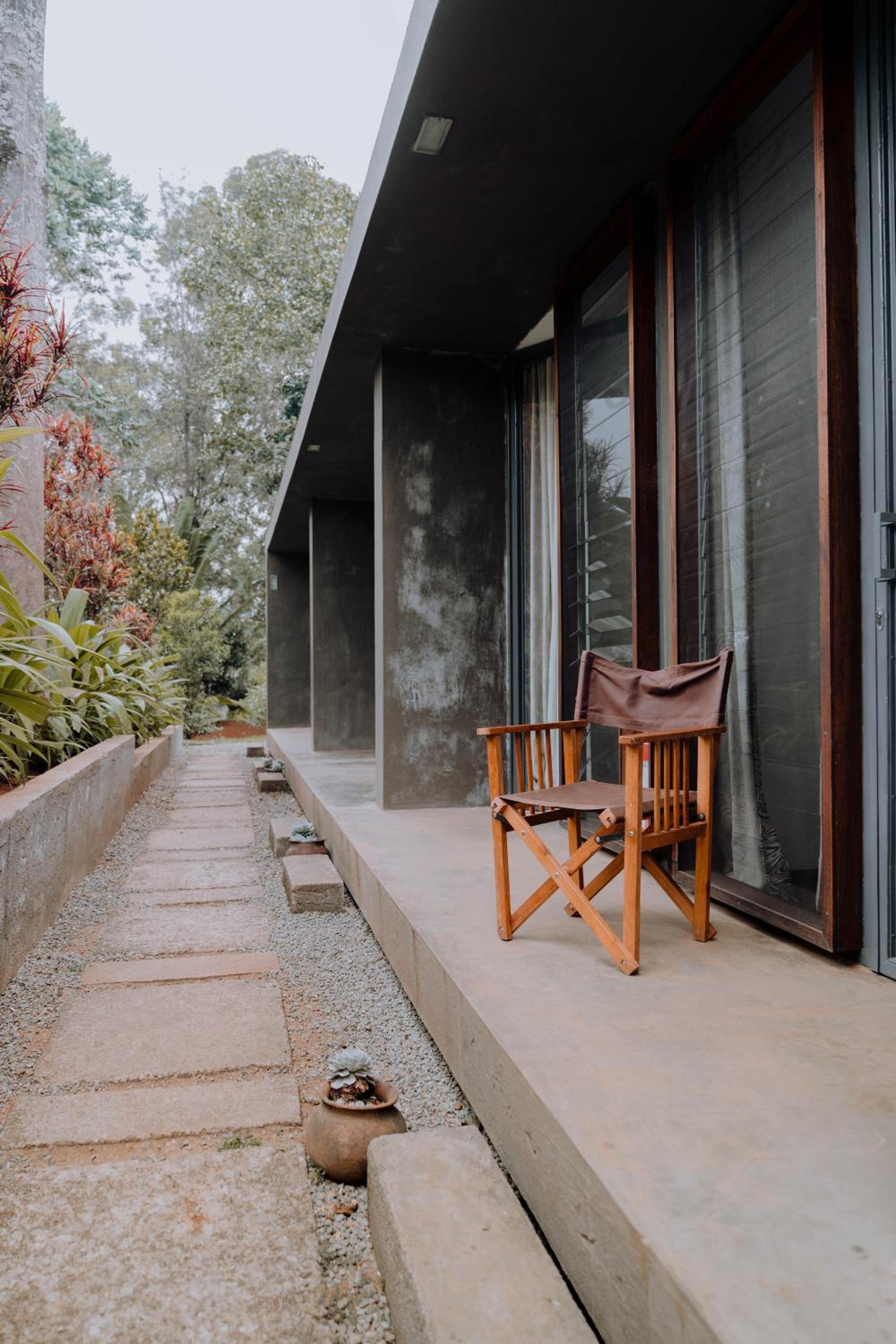 Kaliwa Lodge