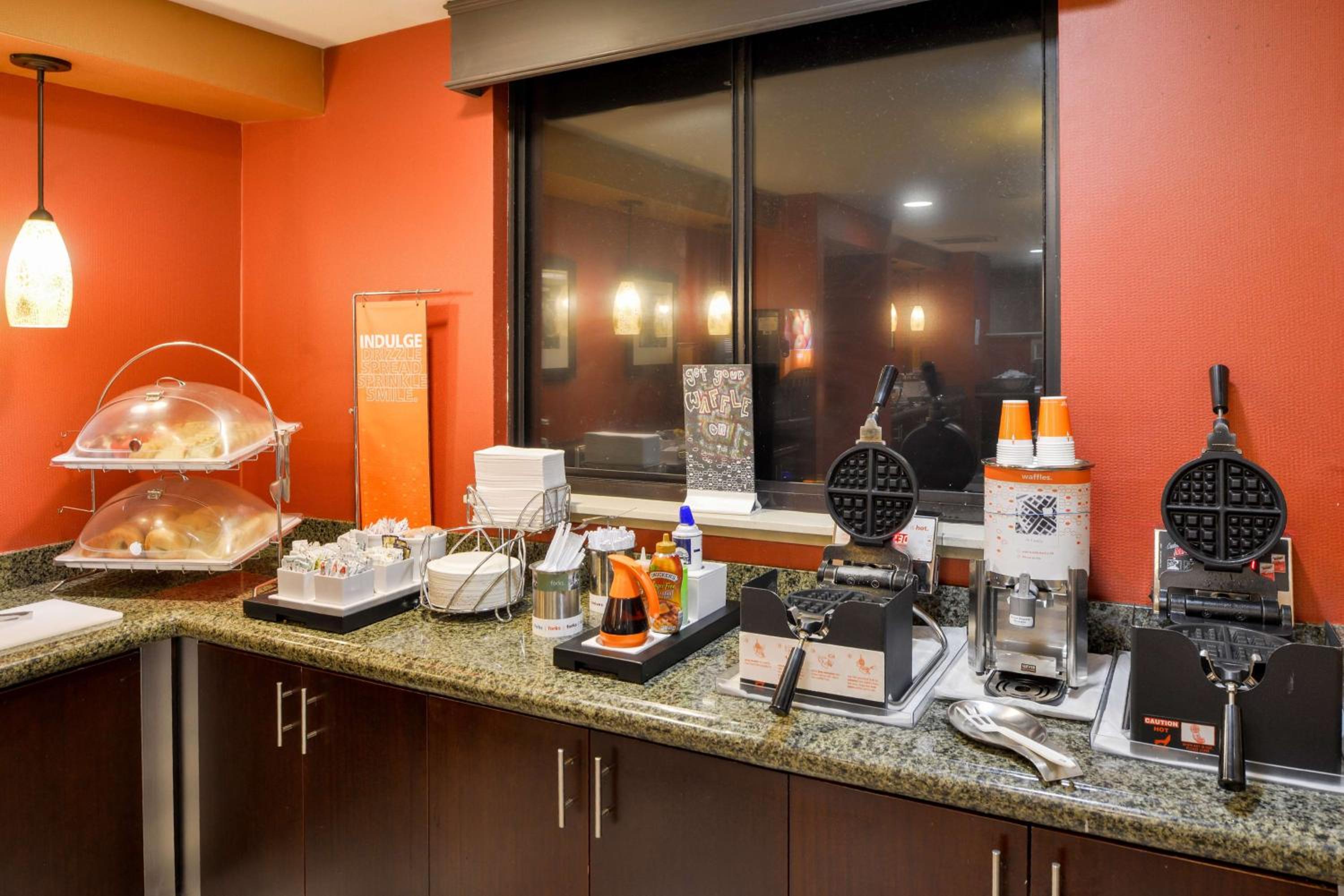 Hampton Inn  Suites San Francisco-Burlingame-Airport South - Property Image 38