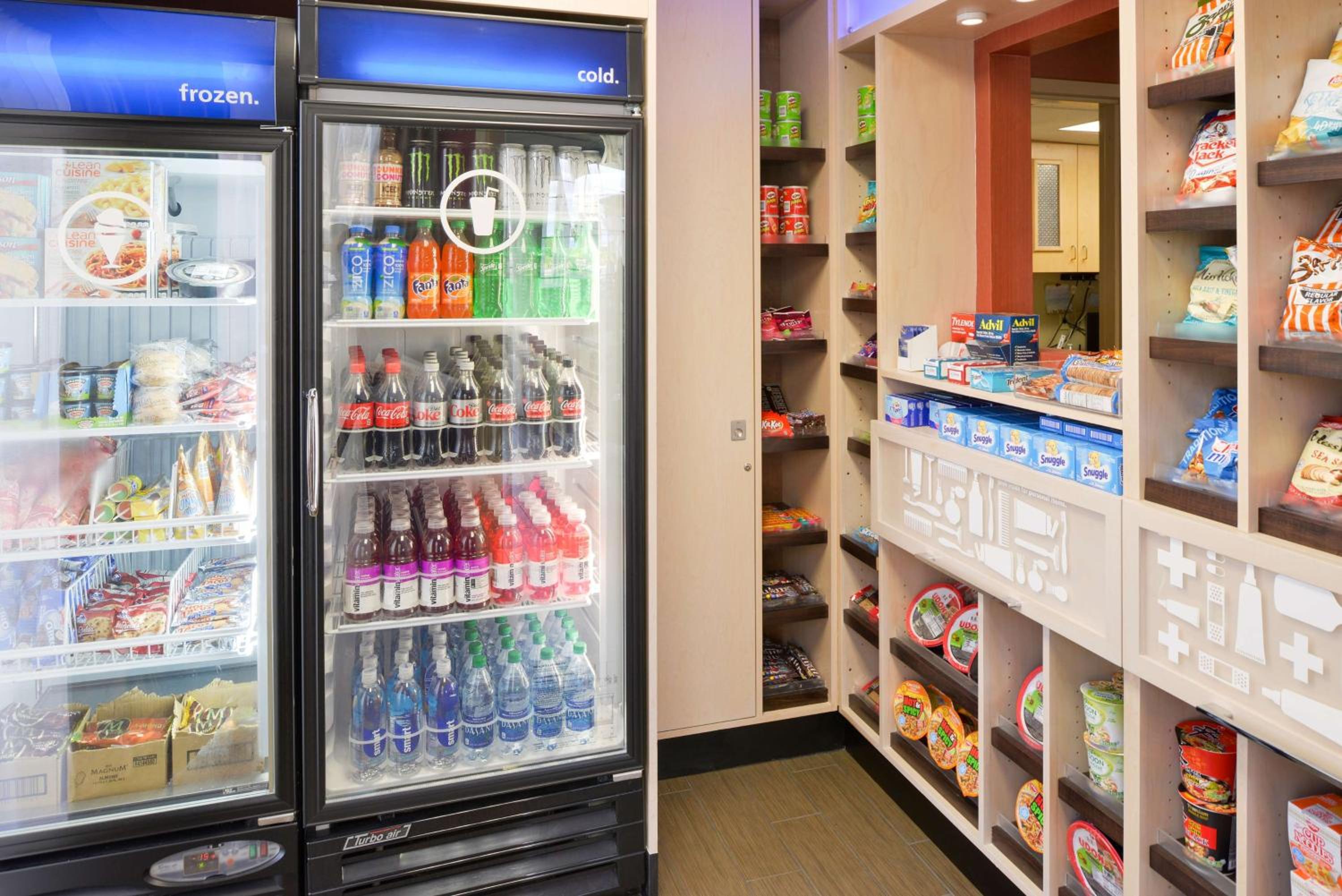 Hampton Inn  Suites San Francisco-Burlingame-Airport South - Property Image 2