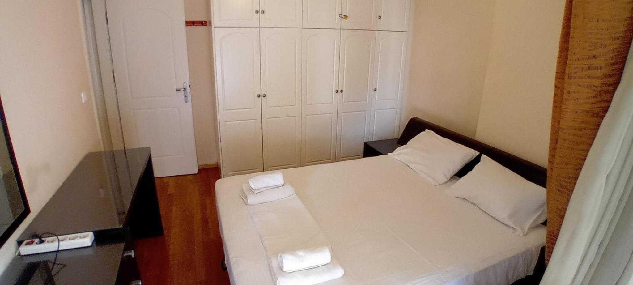 Paradeisos Modern, 2BR, 2BA, Fully Equipped photo 2