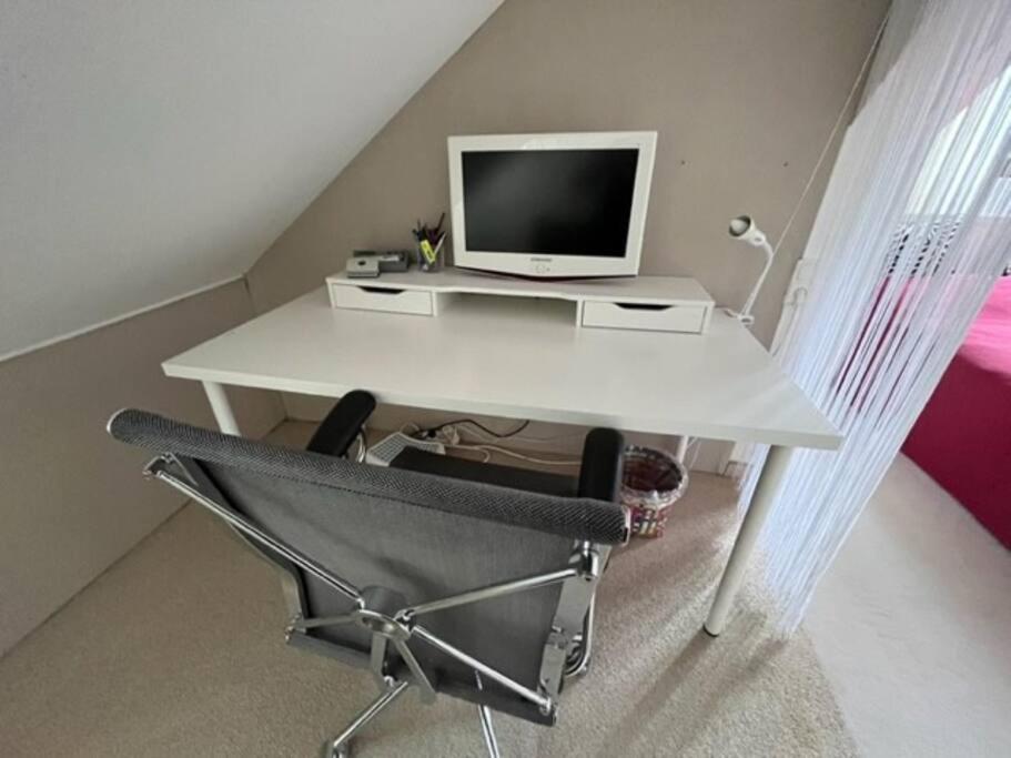 Zentrale Wohnung im Grünen!