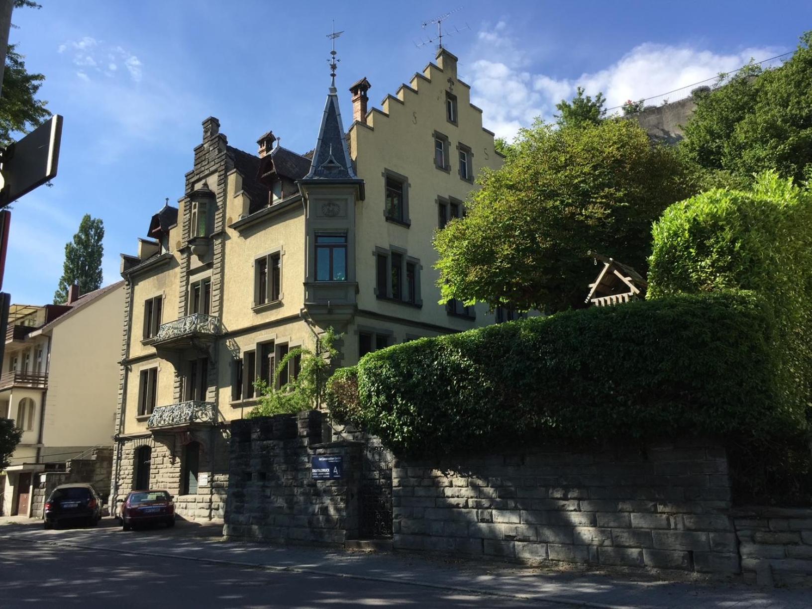 Zum Hölltor