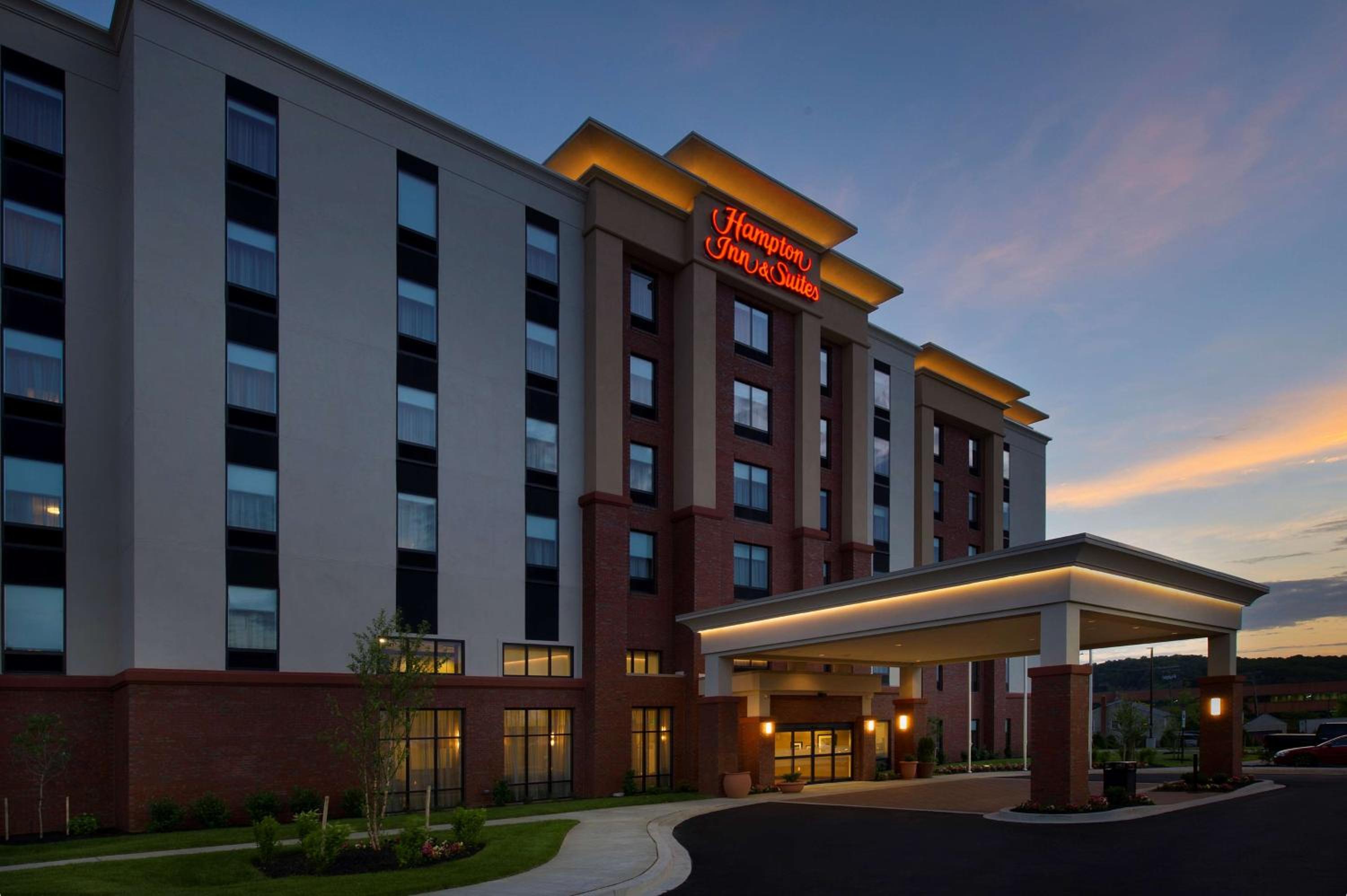 Hotel Hampton Inn & Suites Baltimore North/Timonium, MD - Image 1