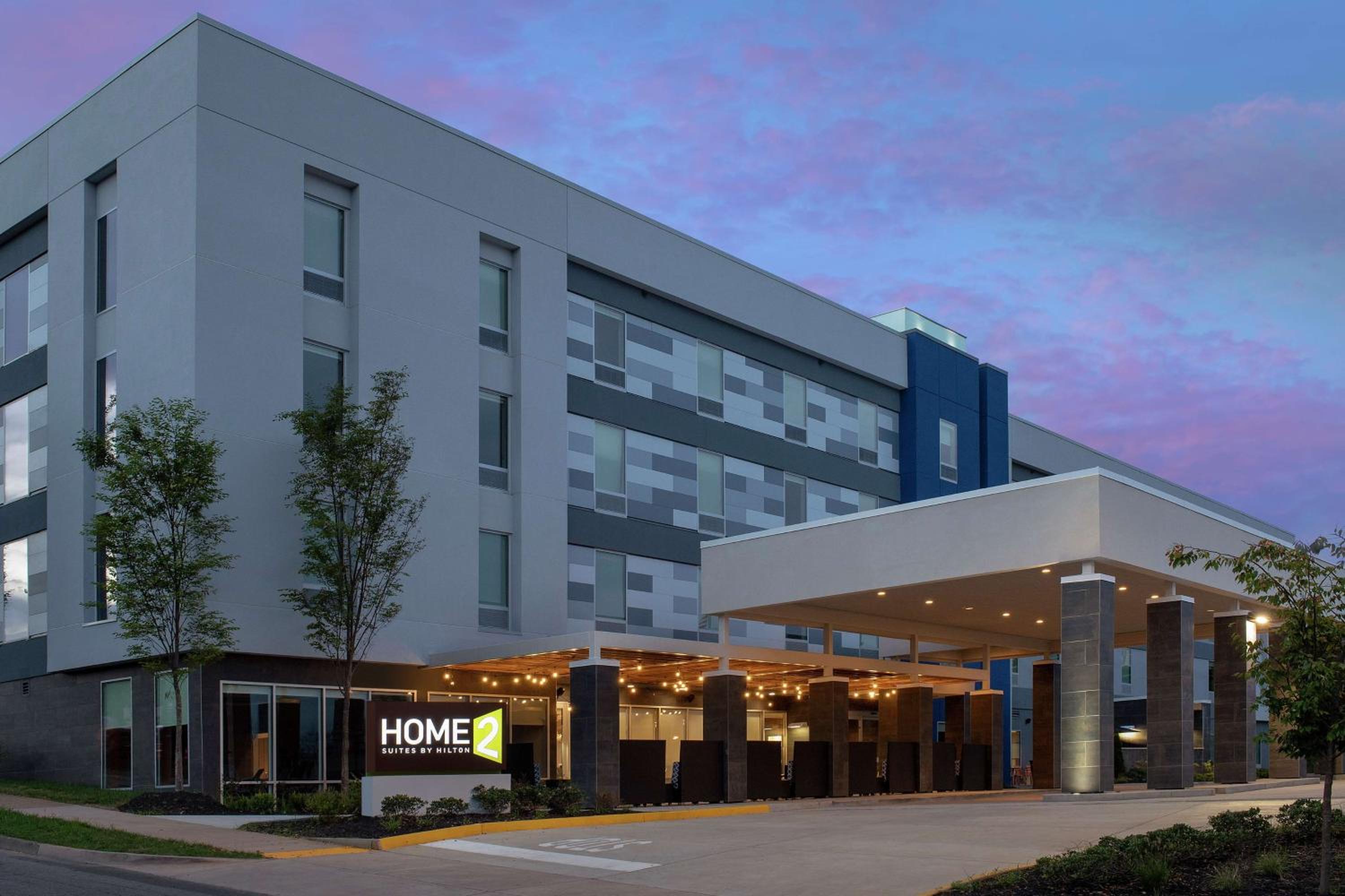 Hotel Home2 Suites By Hilton Charlottesville Downtown - Image 1