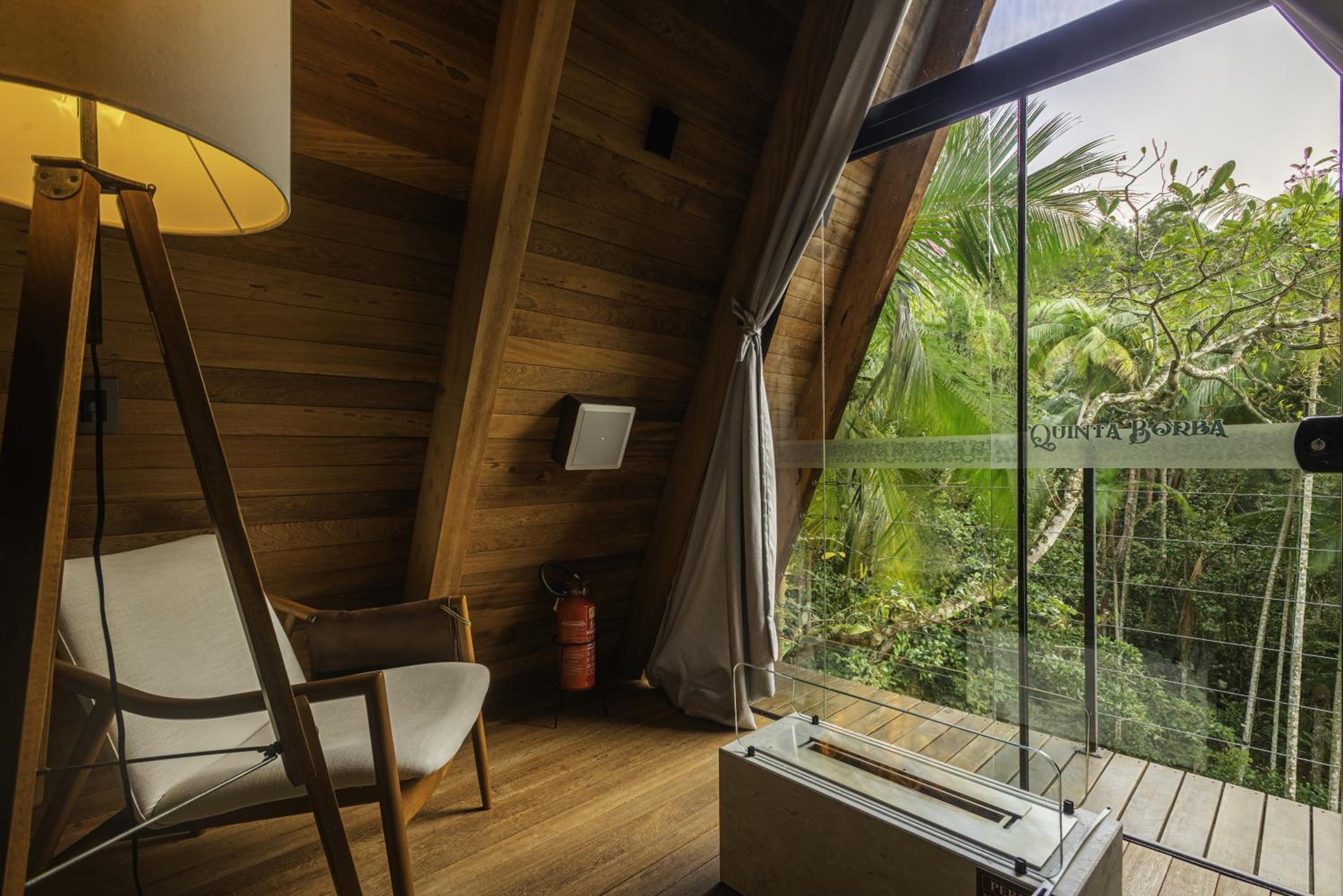 Quinta Borba - Cabanas no centro de Itajaí