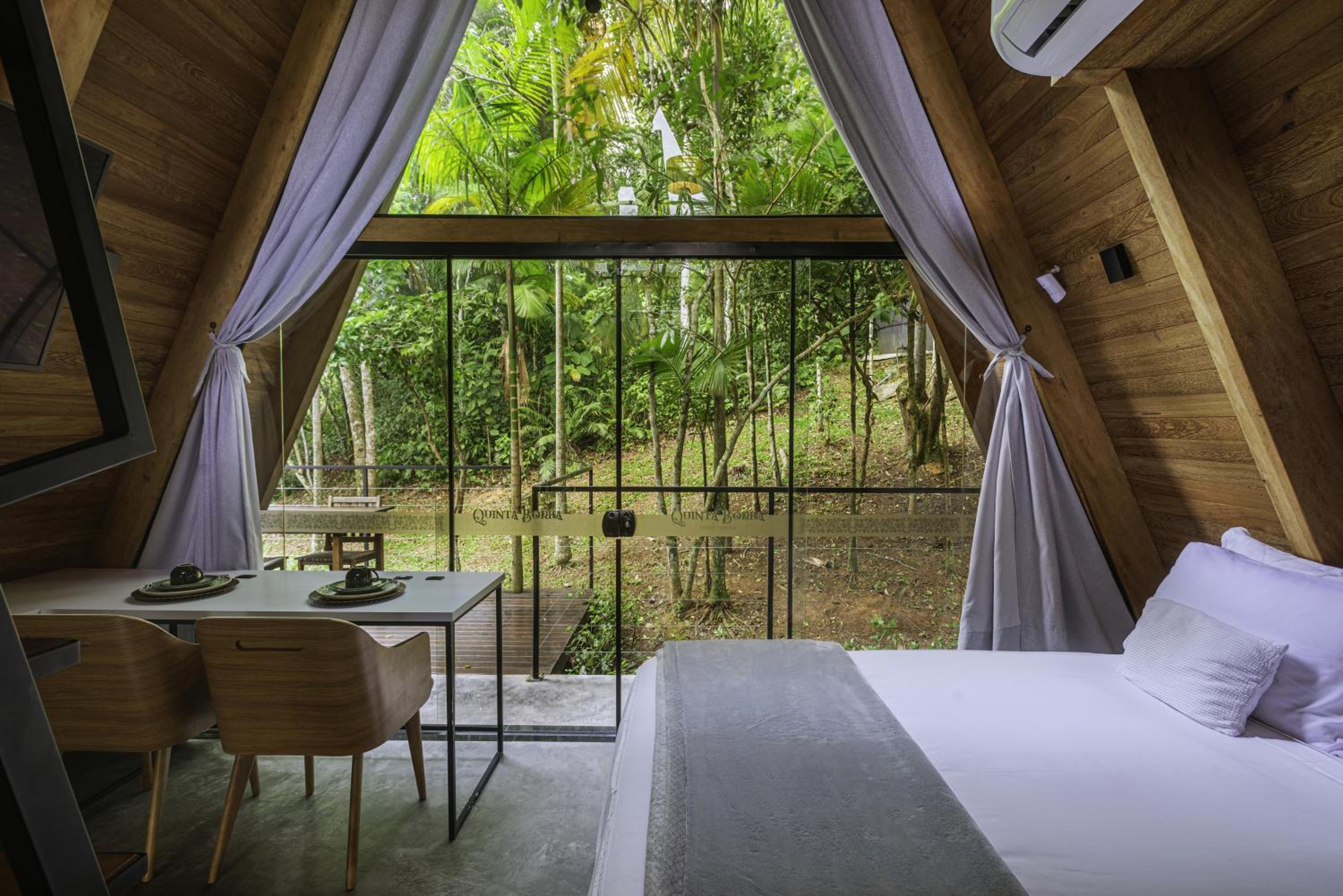 Quinta Borba - Cabanas no centro de Itajaí