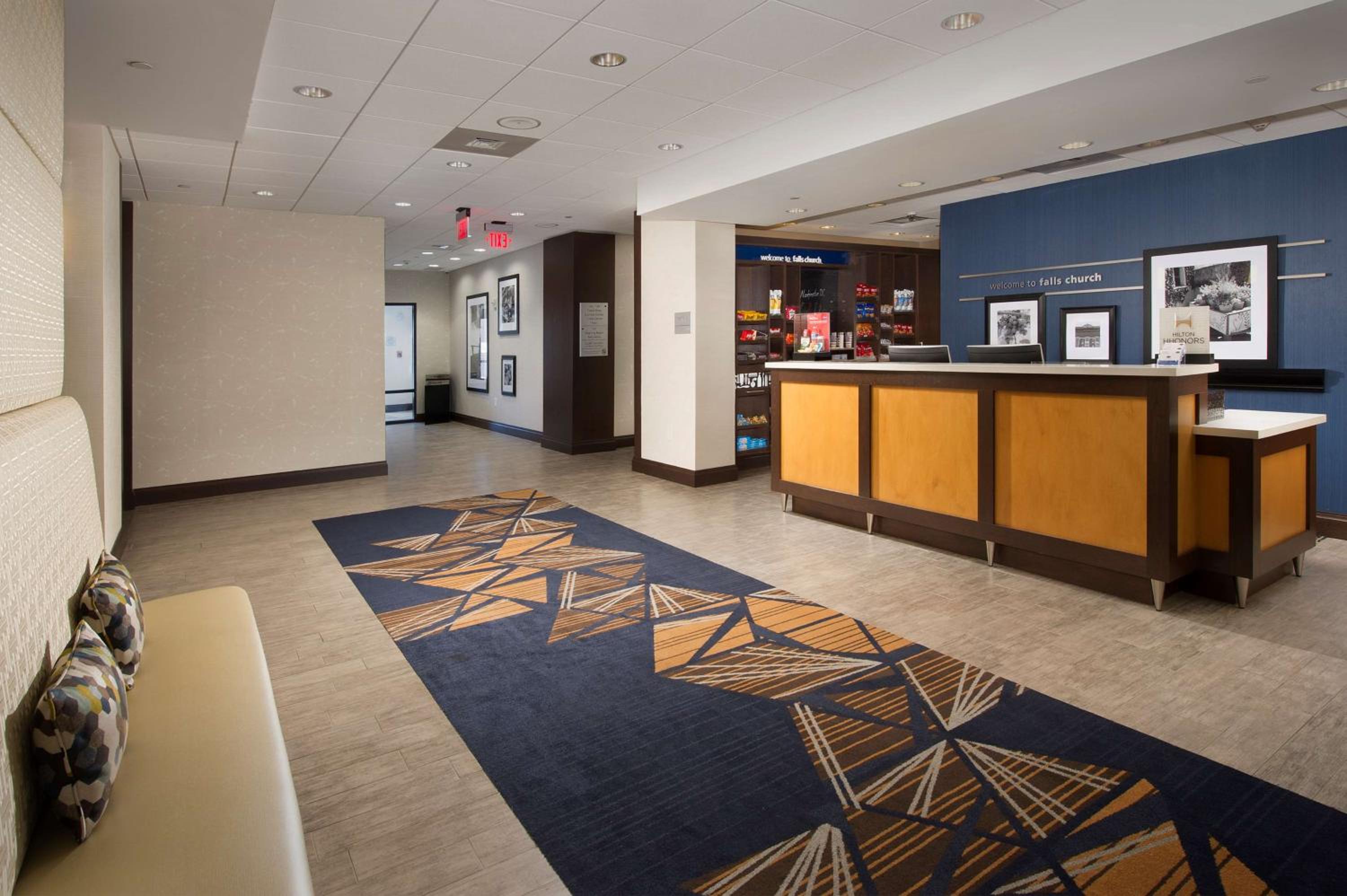 Hampton Inn Suites Falls Church - Property Image 18