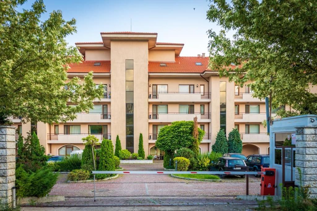 3 bedroom seaview apartment /Ground floor/