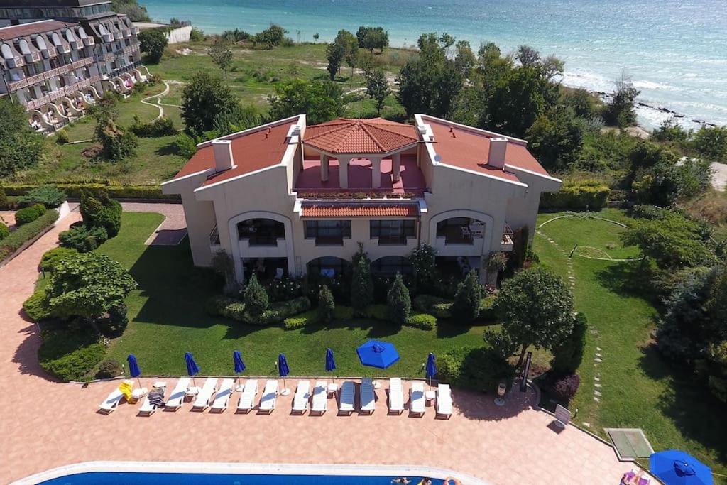 3 bedroom seaview apartment /Ground floor/