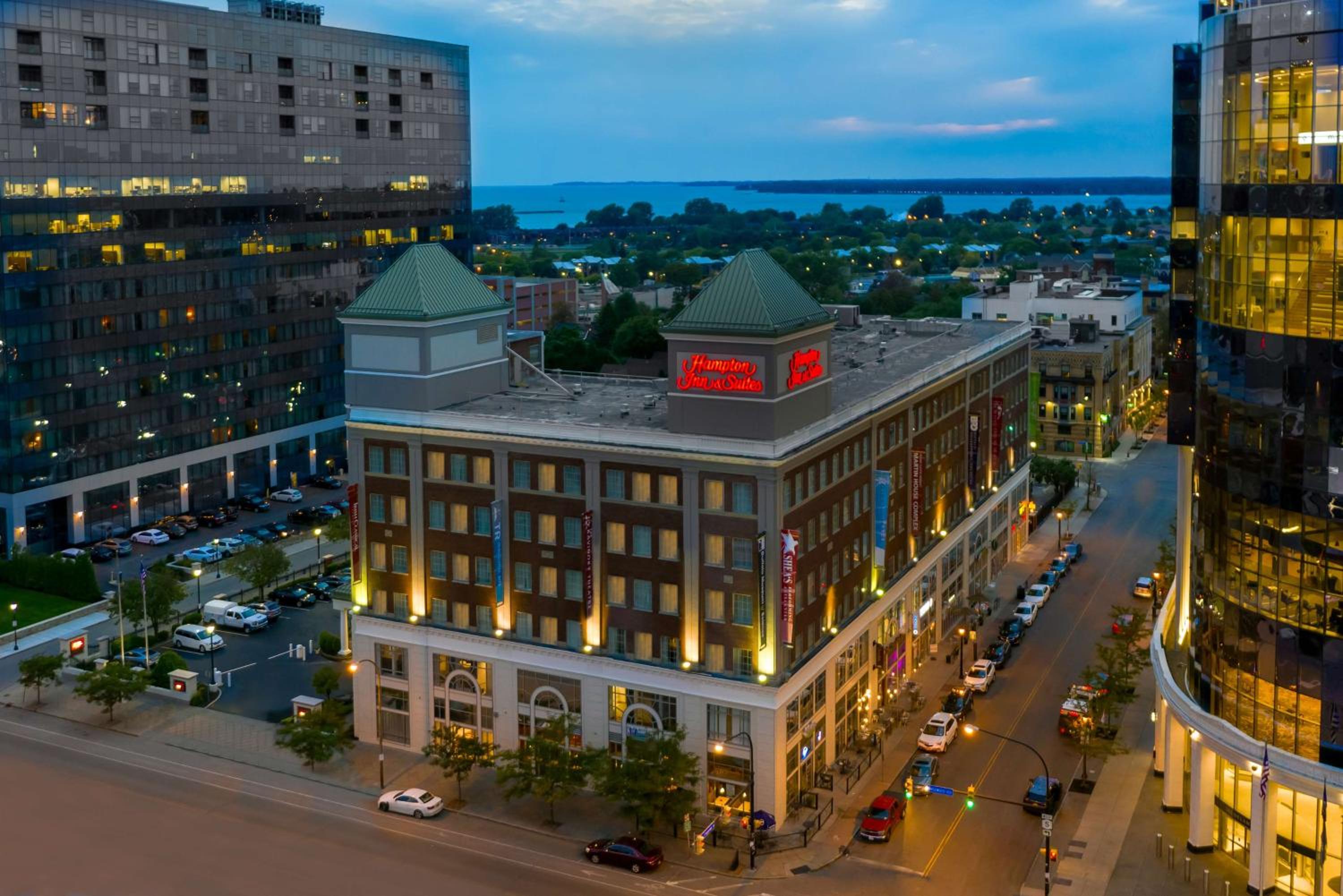 Hotel Hampton Inn & Suites Buffalo/Downtown - Image 1