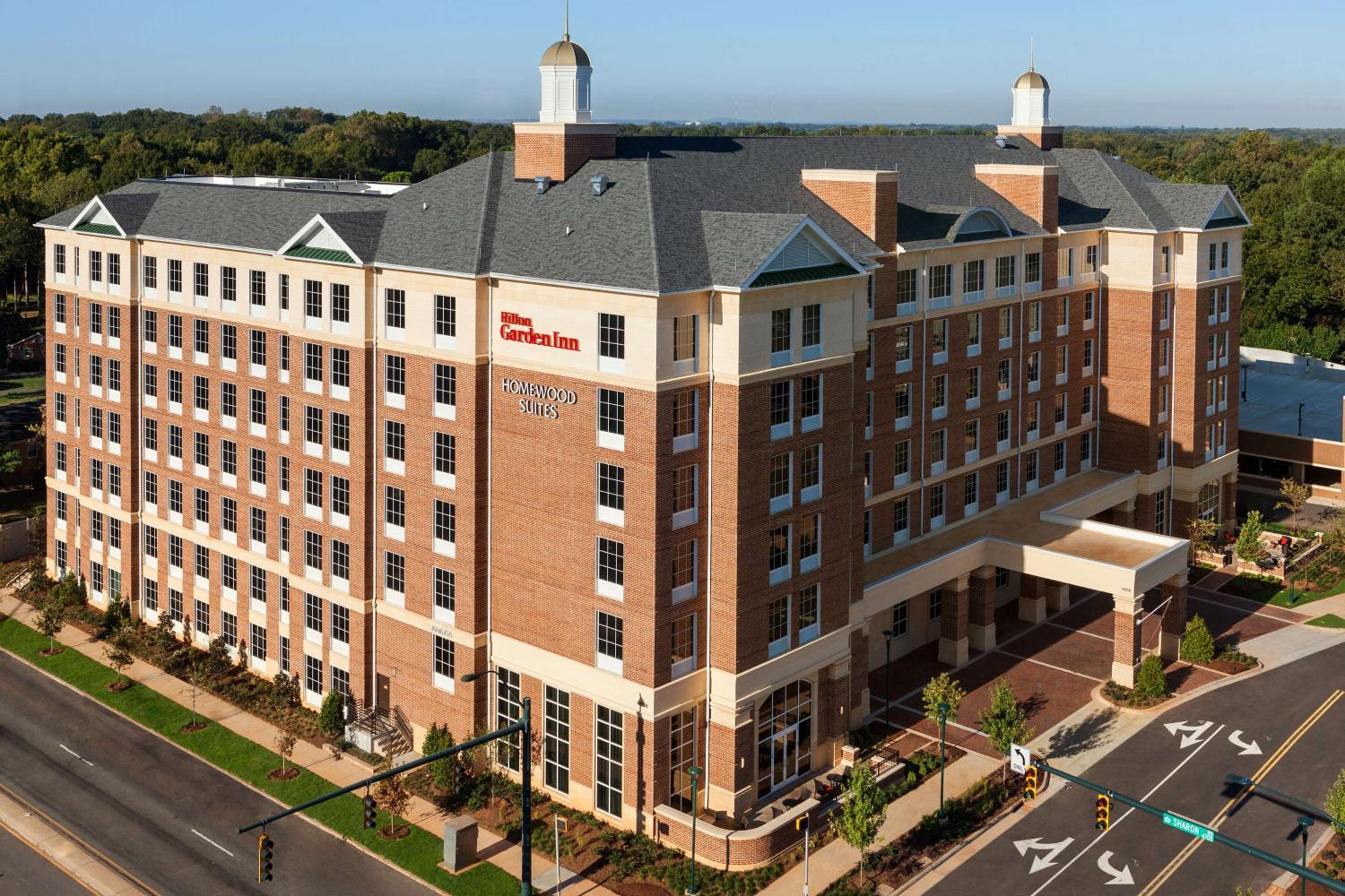 Hotel Hilton Garden Inn Charlotte Southpark - Image 1