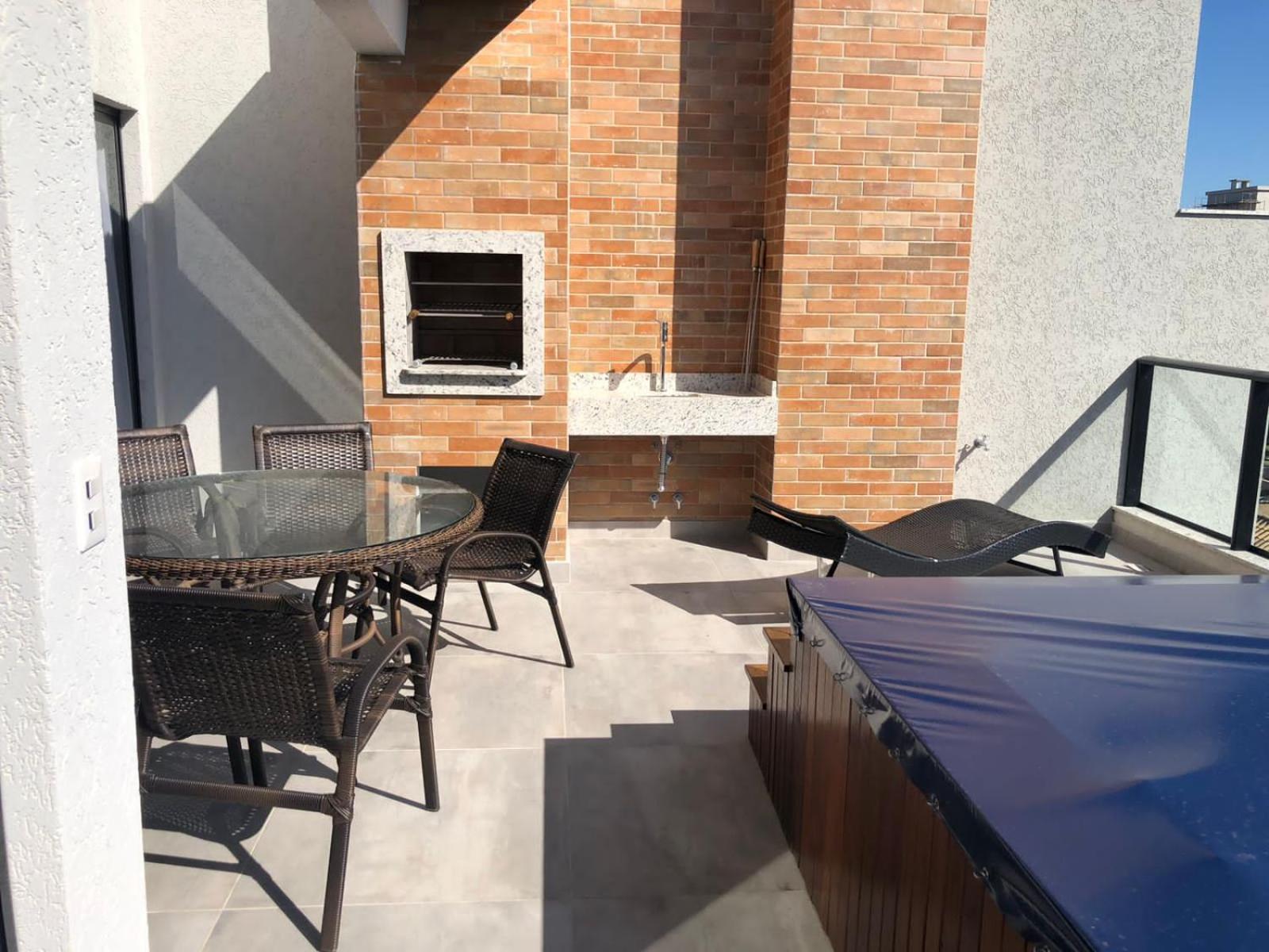 INCRÍVEL DUPLEX COM JACUZZI PRÓXIMO AO MAR, 3 SUÍTES, Apt 408