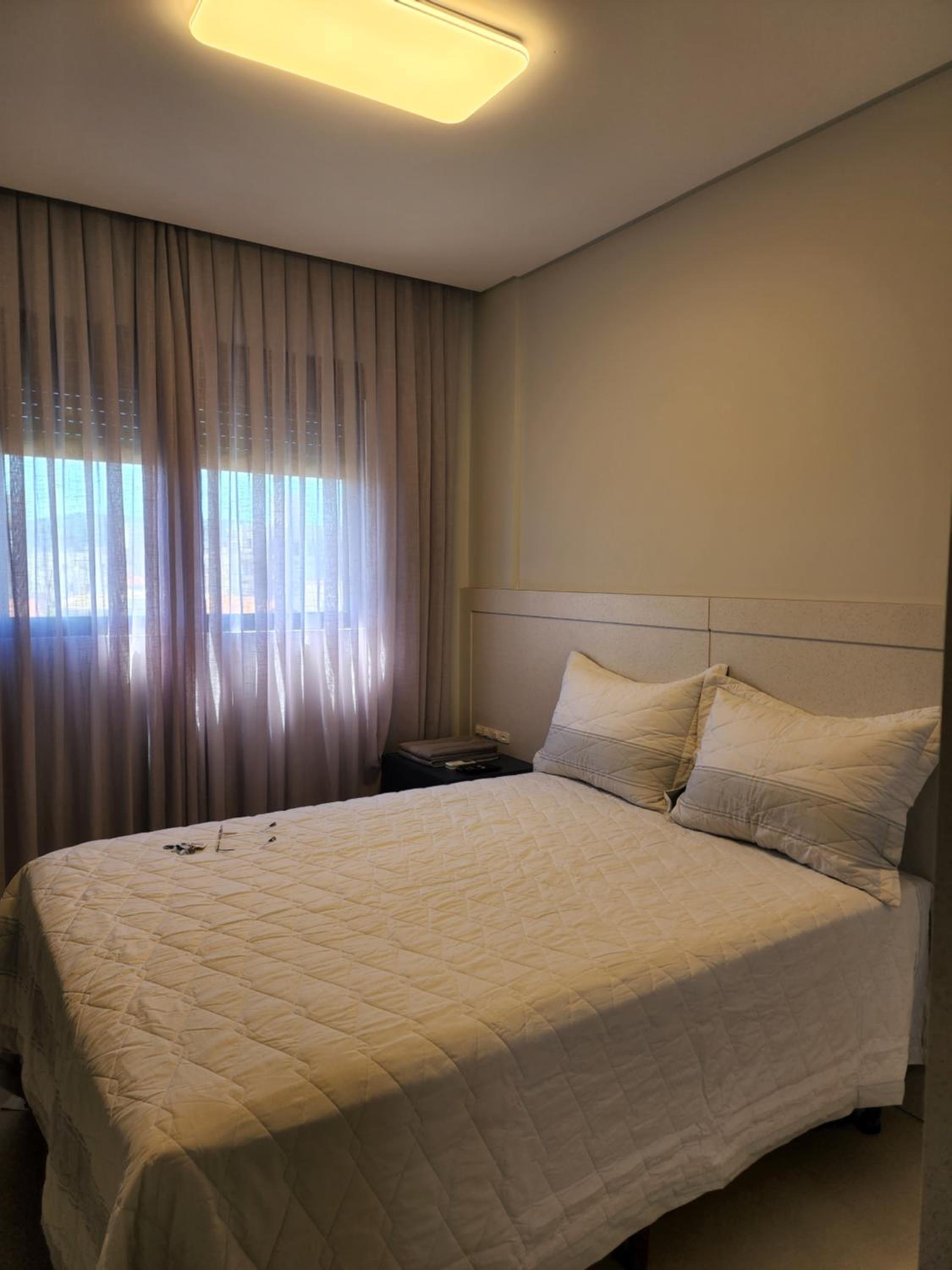 INCRÍVEL DUPLEX COM JACUZZI PRÓXIMO AO MAR, 3 SUÍTES, Apt 408
