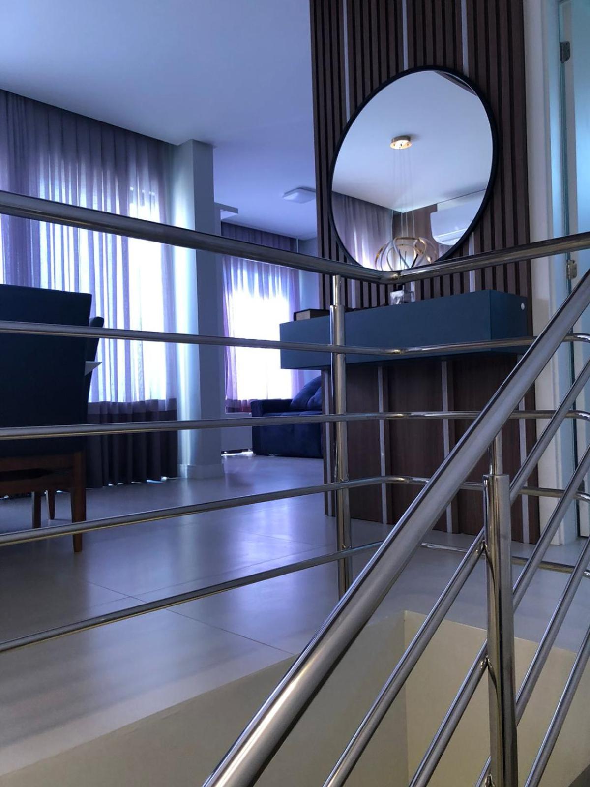 INCRÍVEL DUPLEX COM JACUZZI PRÓXIMO AO MAR, 3 SUÍTES, Apt 408