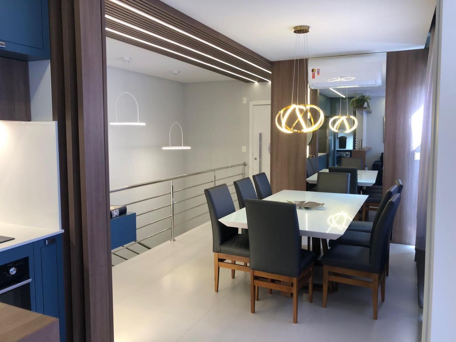 INCRÍVEL DUPLEX COM JACUZZI PRÓXIMO AO MAR, 3 SUÍTES, Apt 408