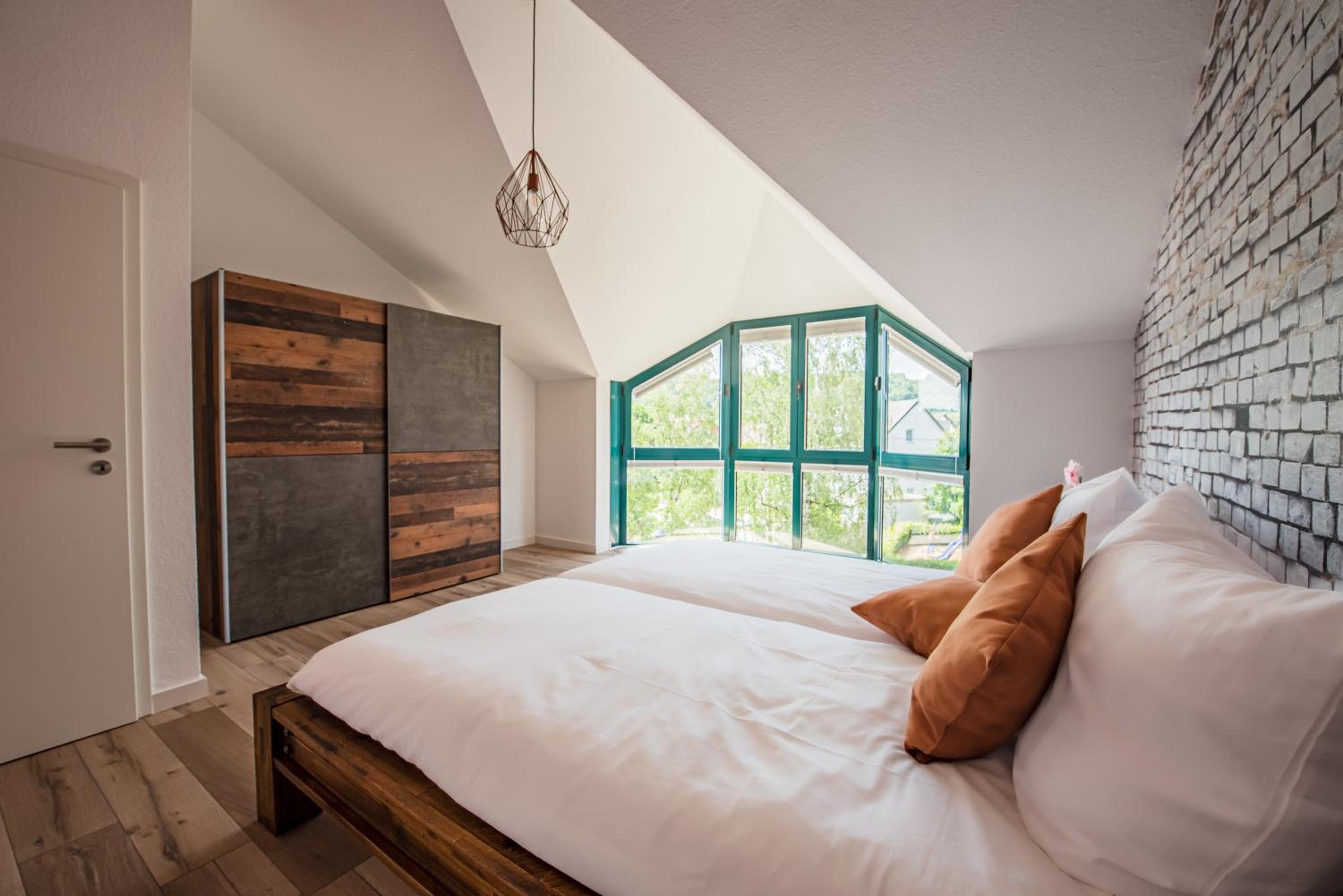 Industrie Stil Apartment unweit vom See