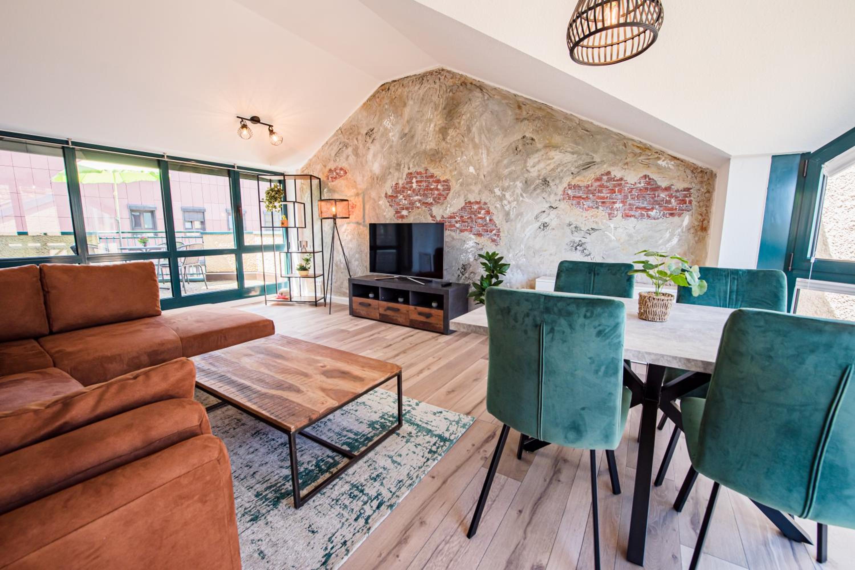 Industrie Stil Apartment unweit vom See