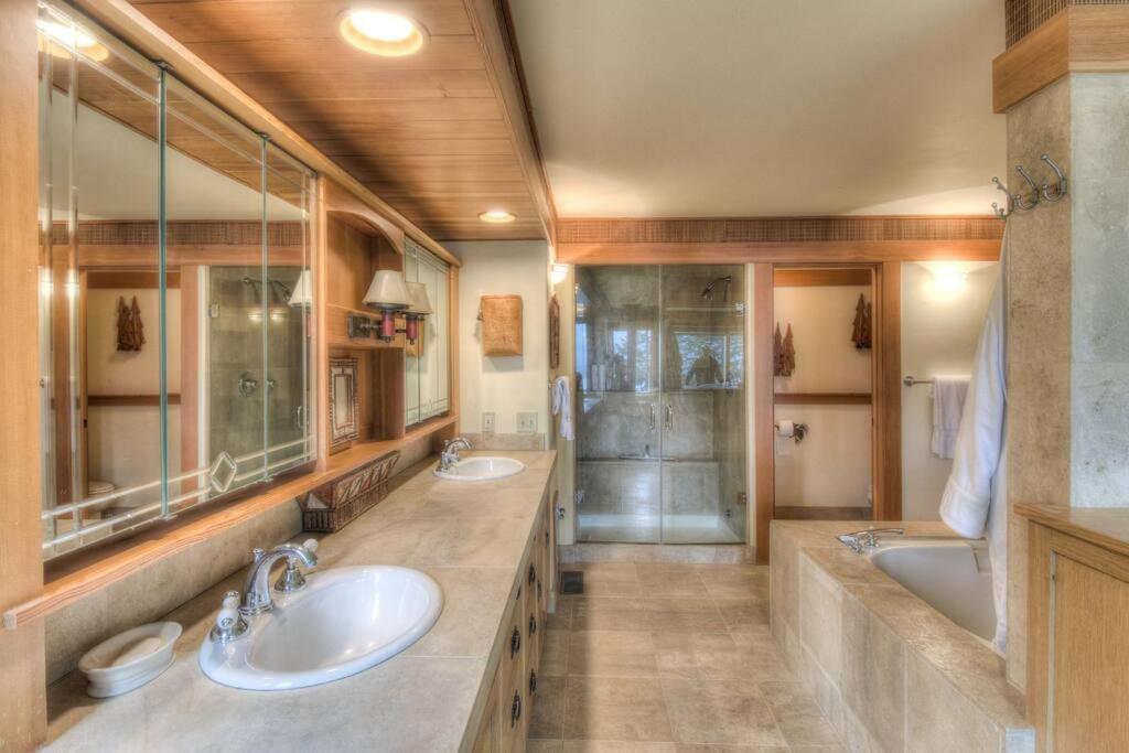 Crystal Bay Lakeview