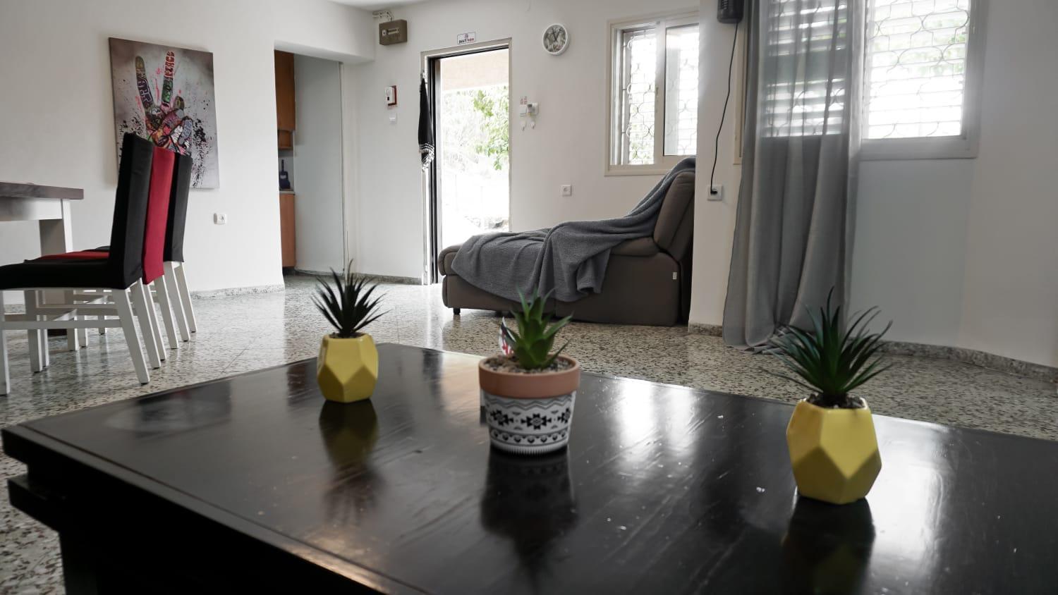 1 Bedroom house we call home view 2